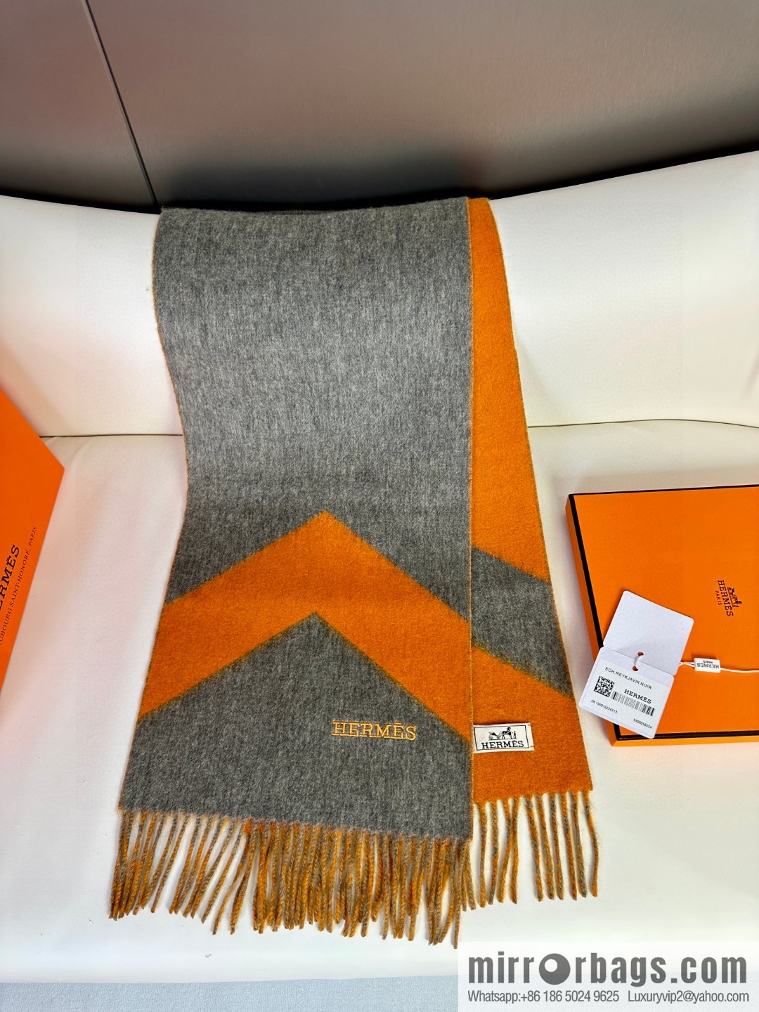 Hermès double-sided jacquard thickened fringed scarf