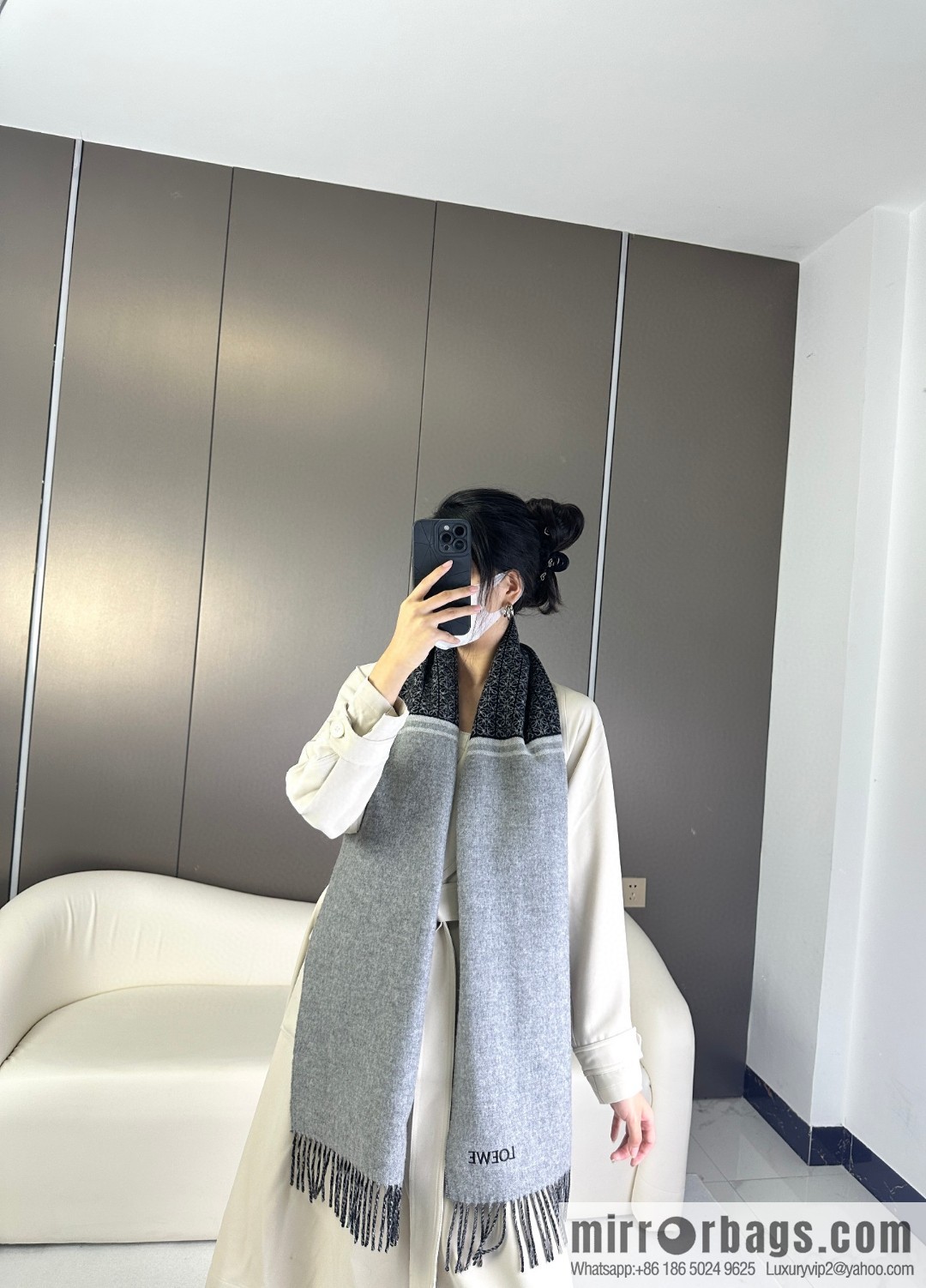 LOEWE Medium Gram Double Sided Wool and Cashmere Blended Double Sided Scarf