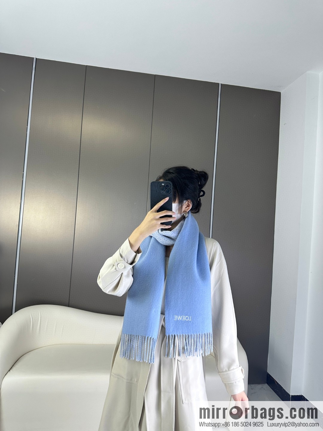 LOEWE Medium Gram Double Sided Wool and Cashmere Blended Double Sided Scarf