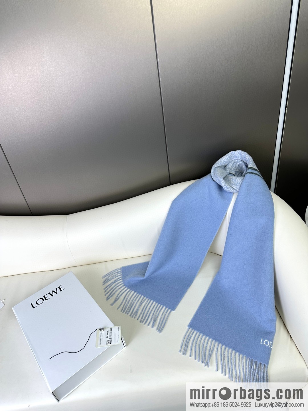 LOEWE Medium Gram Double Sided Wool and Cashmere Blended Double Sided Scarf