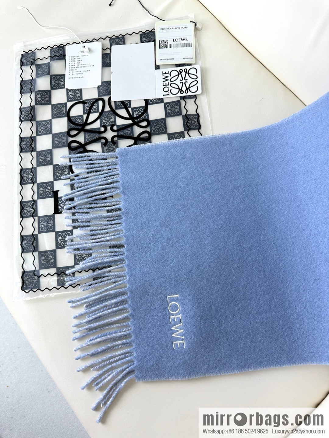 LOEWE Medium Gram Double Sided Wool and Cashmere Blended Double Sided Scarf