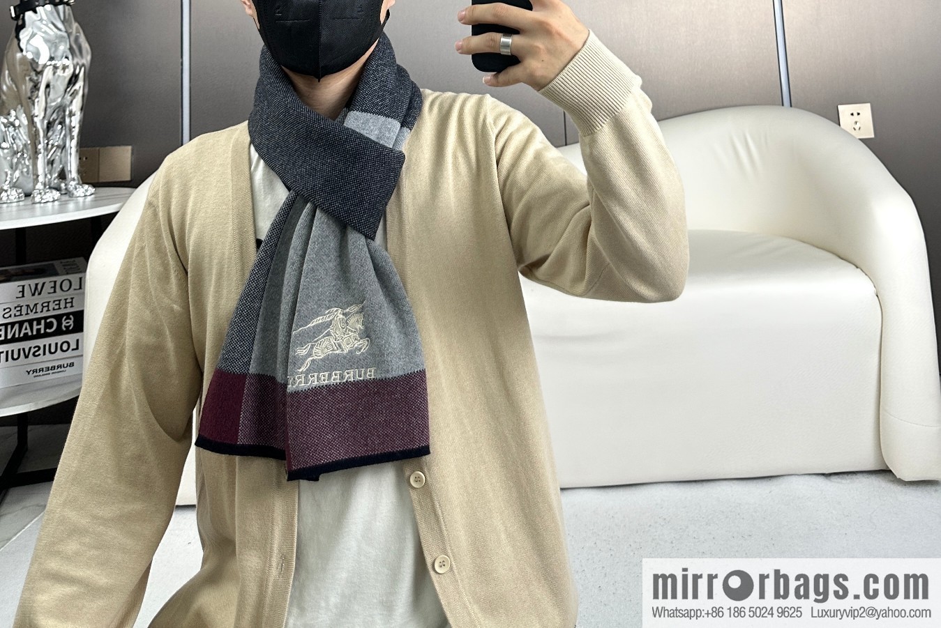 Burberry, classic warhorse plaid, high-end men's scarf