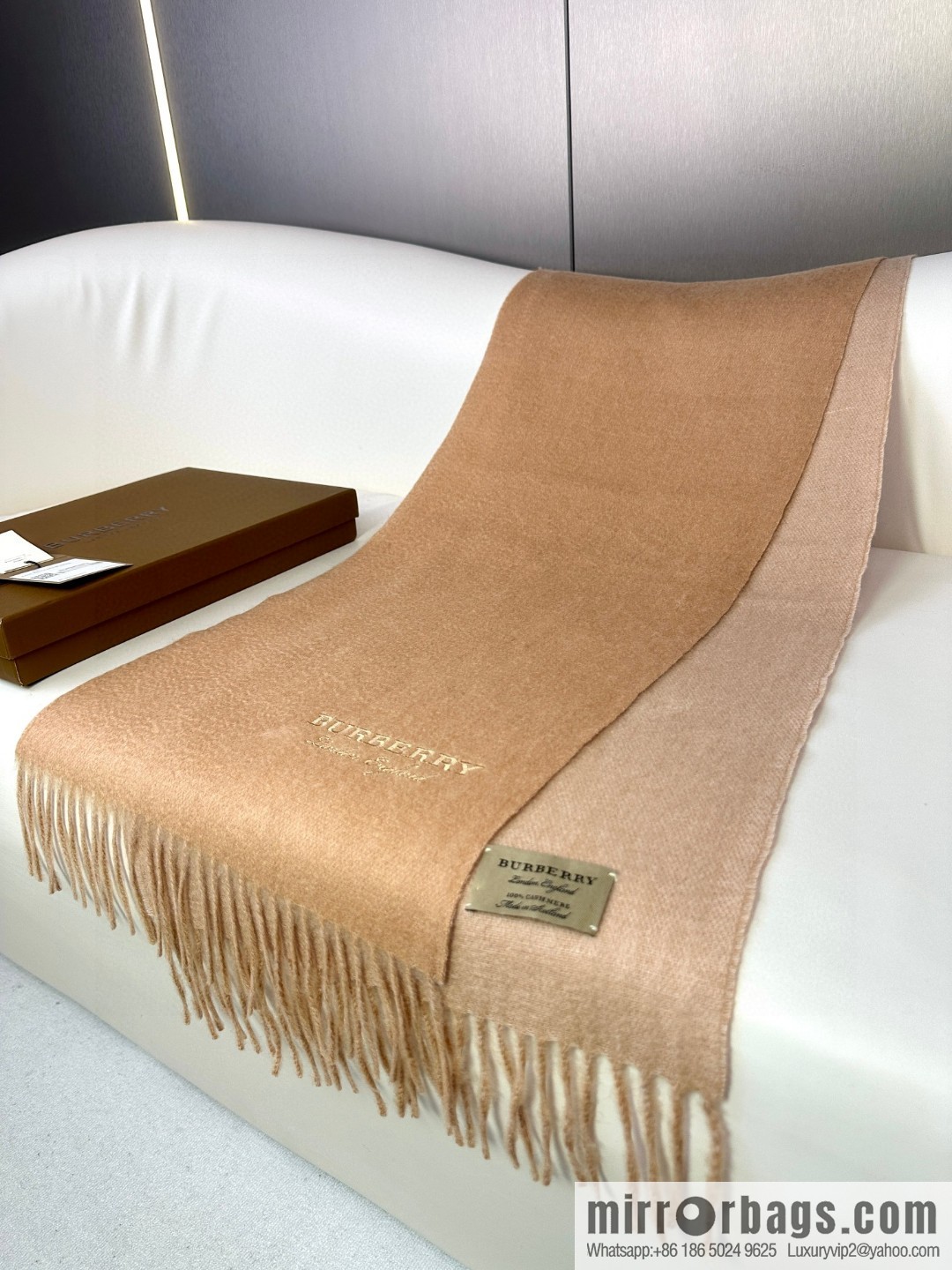 Burberry Burberry 2023 Paris Fashion Show Double Sided Cashmere Scarf