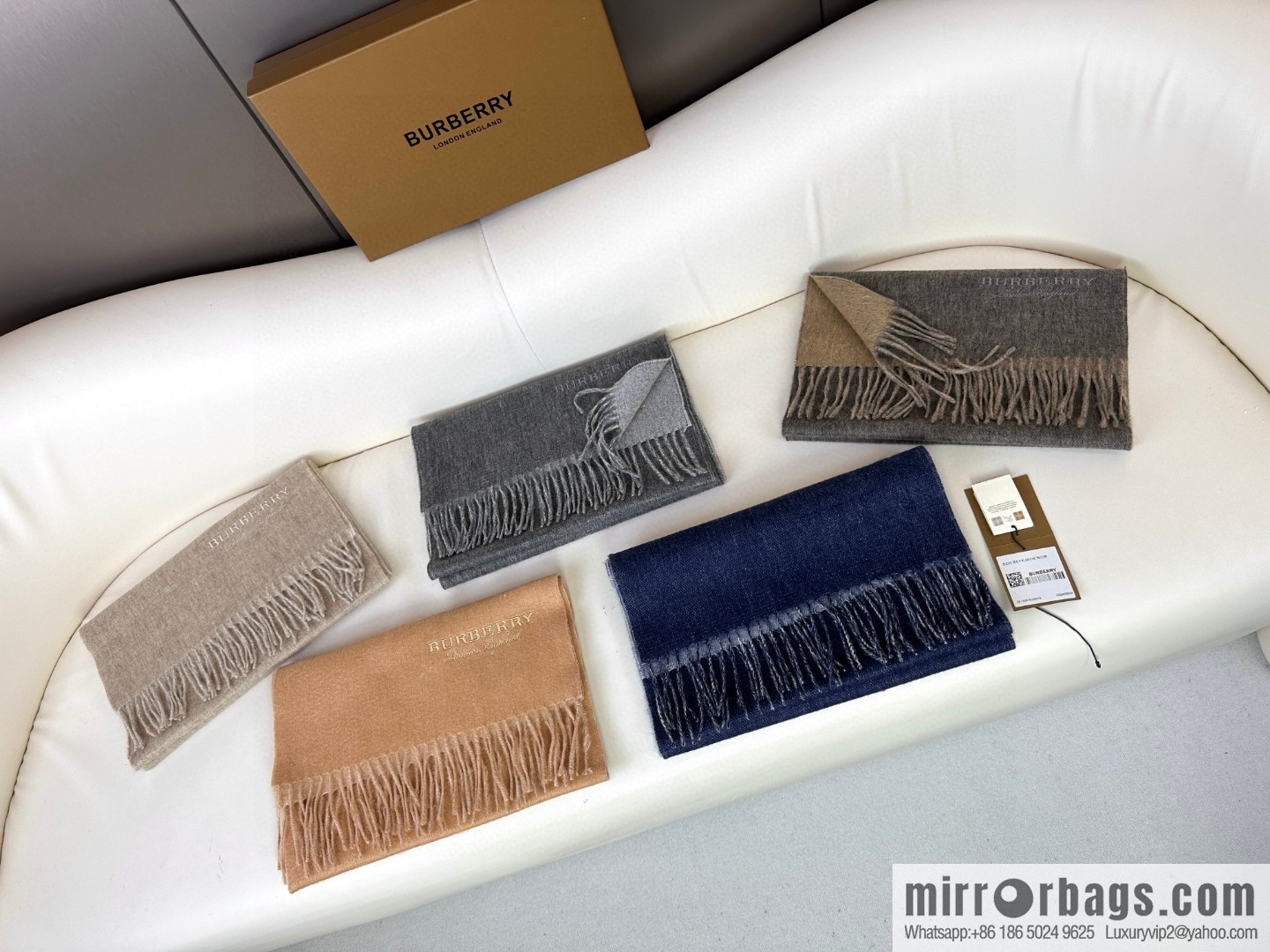 Burberry Burberry 2023 Paris Fashion Show Double Sided Cashmere Scarf