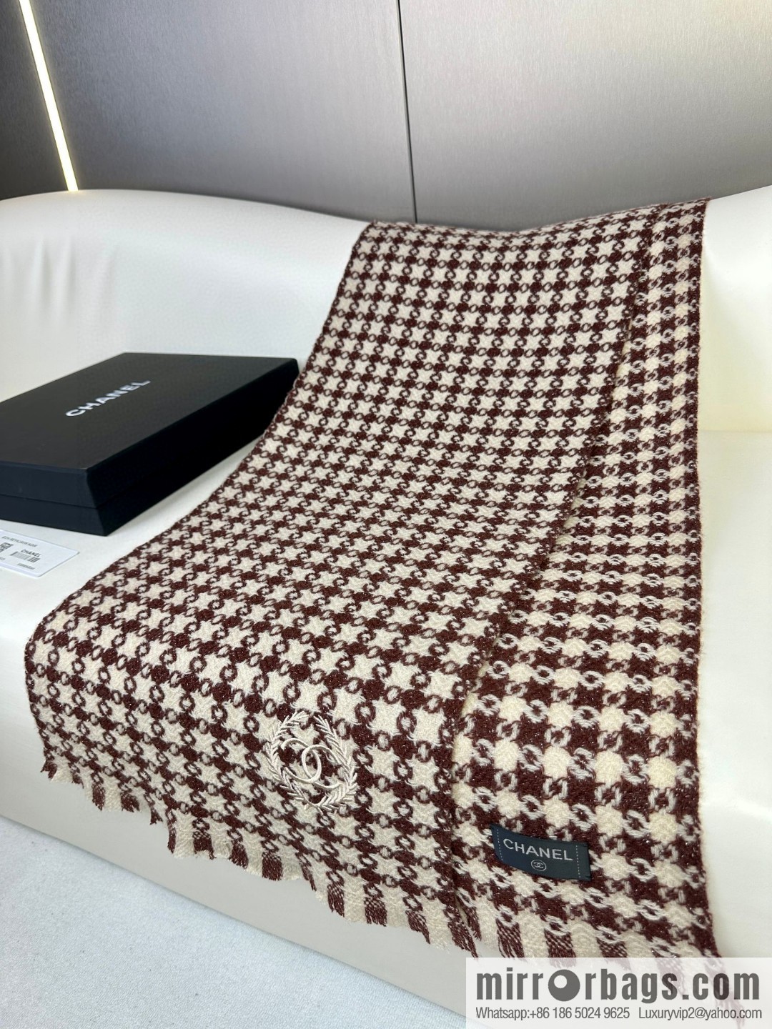 CHANEL 2023 Chanel new cashmere thousand bird grid scarf