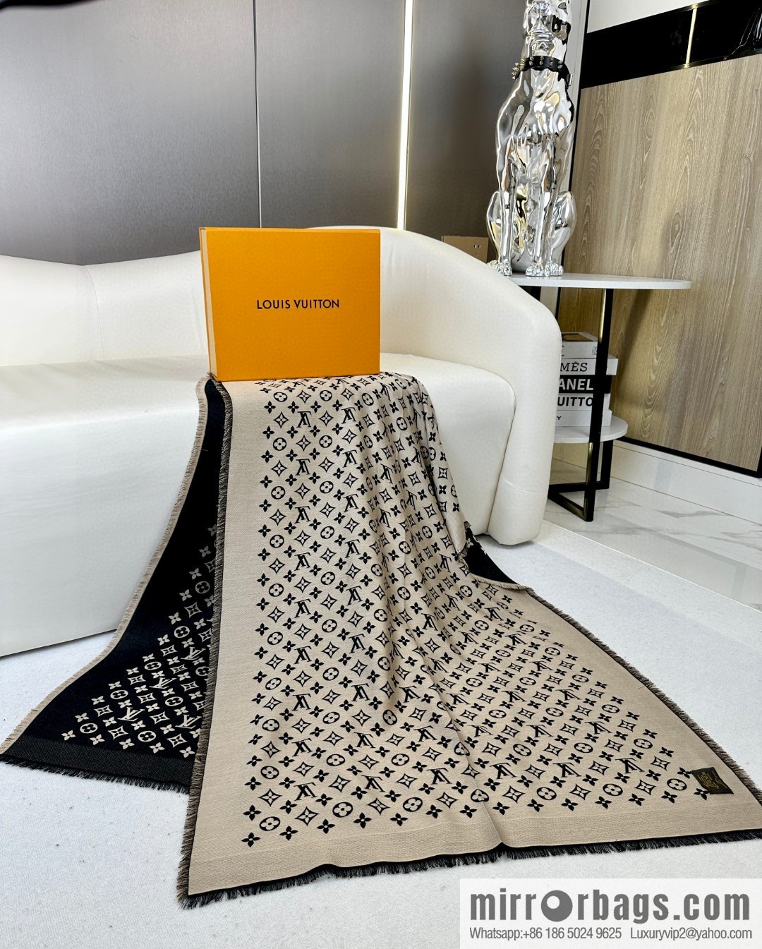 LV classic presbyopia long towel