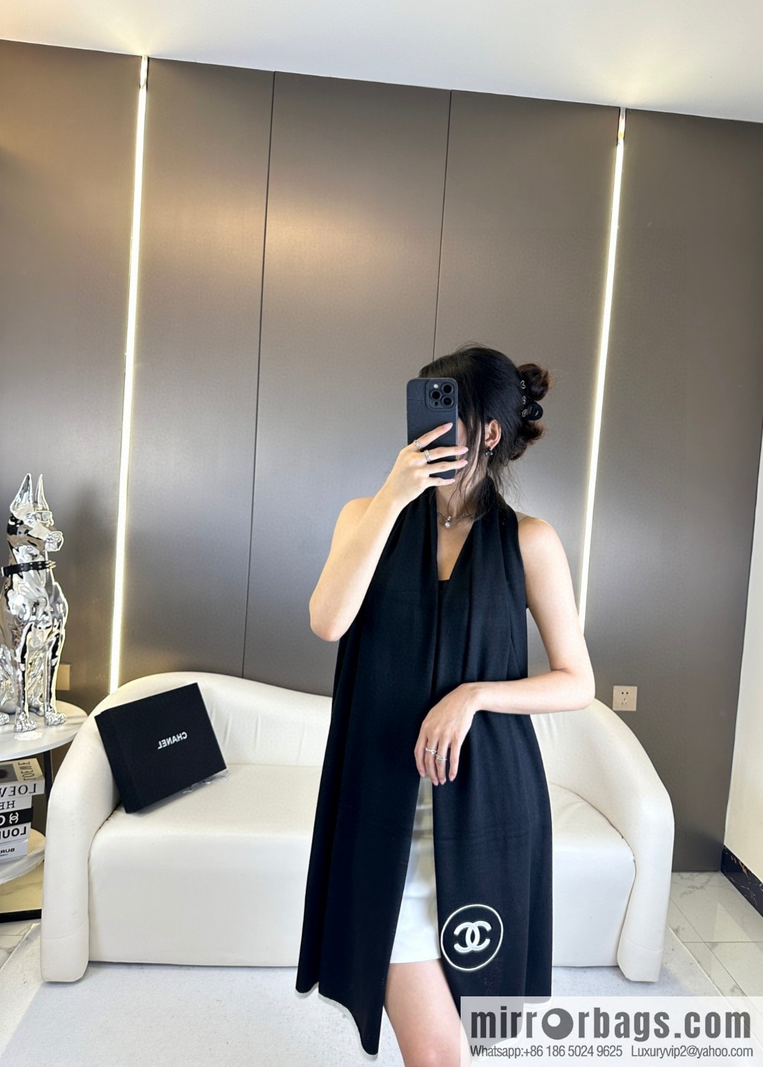 CHANEL Xiaoxiang thin velvet long towel