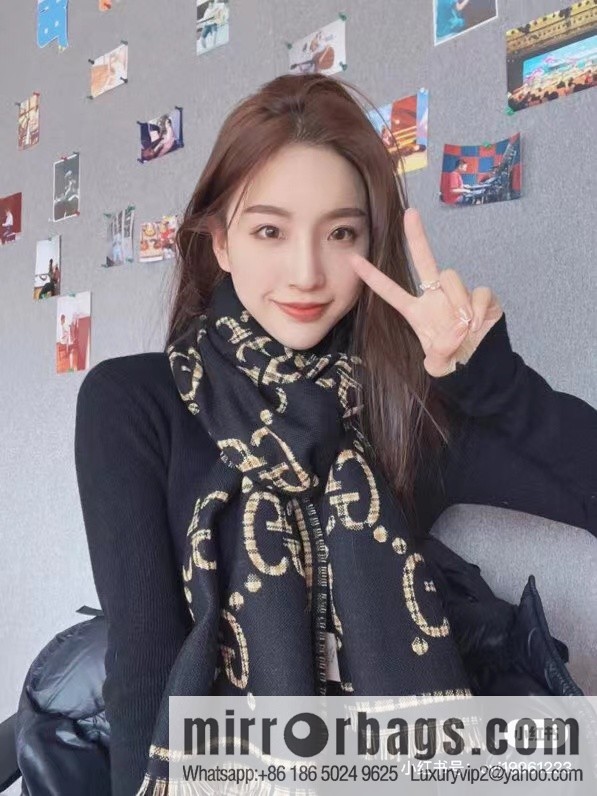 GUCCI GG pattern, fringed double-sided jacquard wool scarf