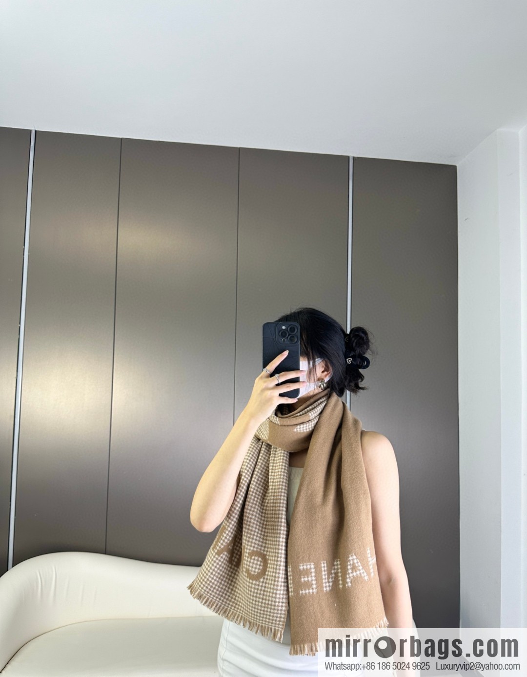 CHANEL Grandma Xiang tail order new 23B thousand bird grid color matching cashmere scarf