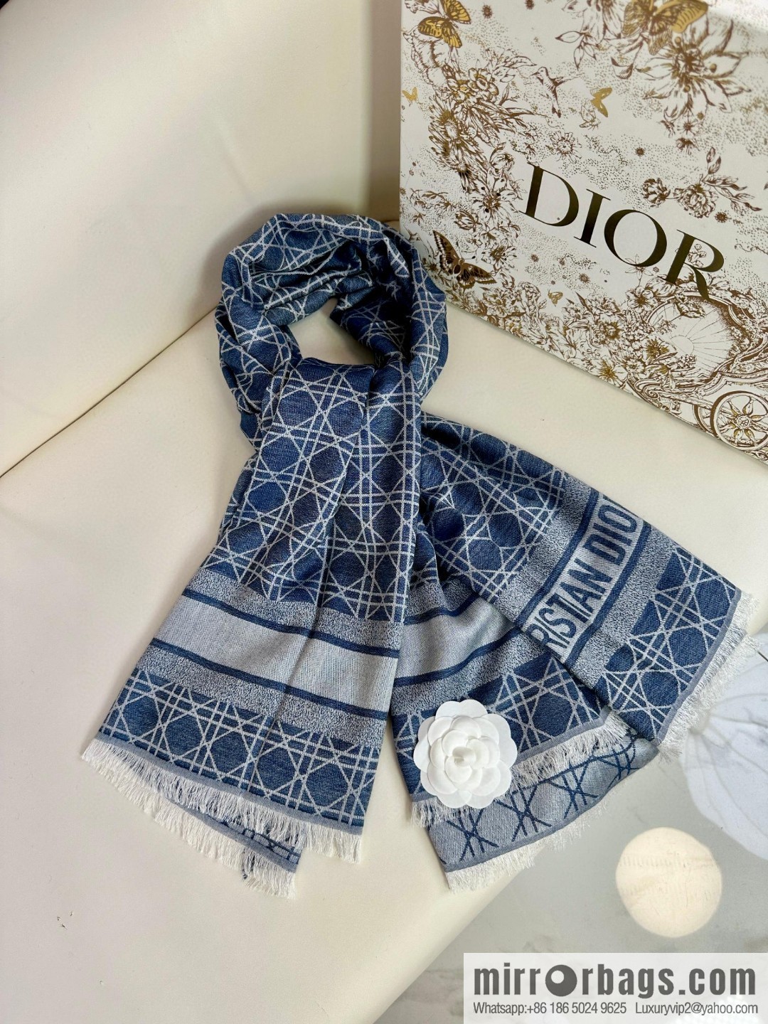 DIOR Cannage Rattan Plaid Shawl