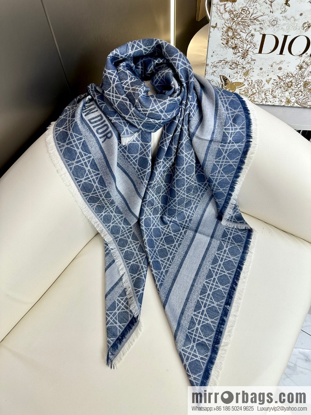 DIOR Cannage Rattan Plaid Shawl