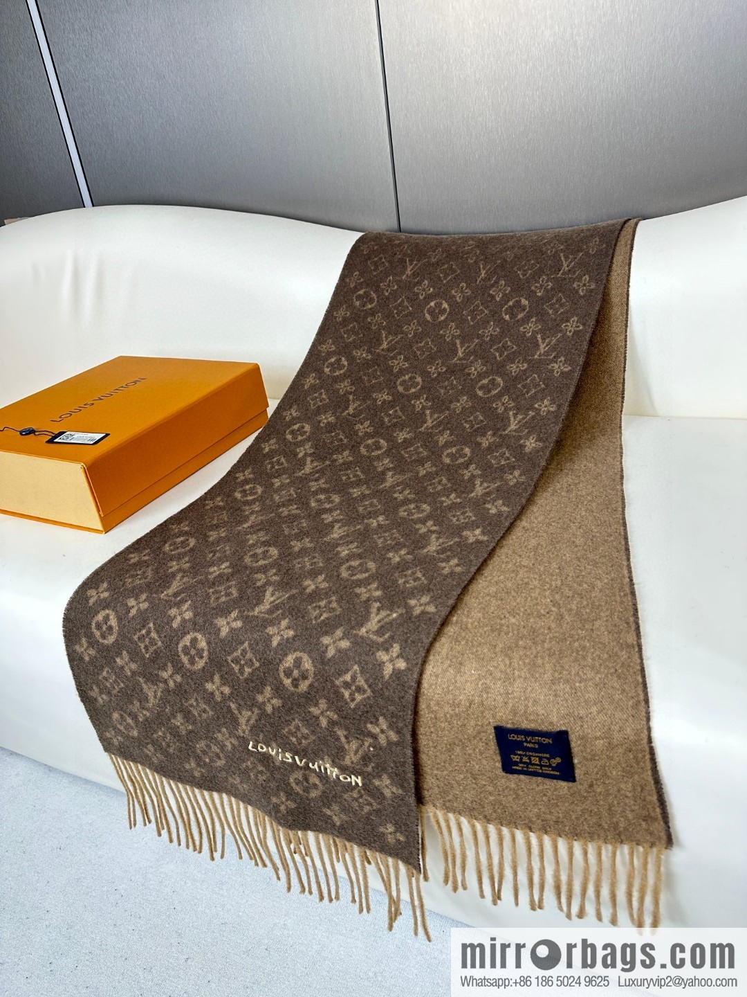 LV 2023 counter synchronization, double-sided gradual change pattern long towel