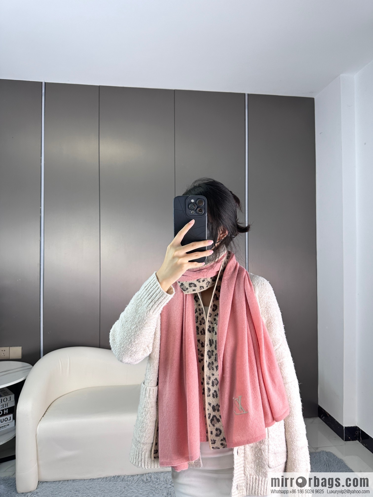 LV donkey house leopard print border cashmere knitted shawl