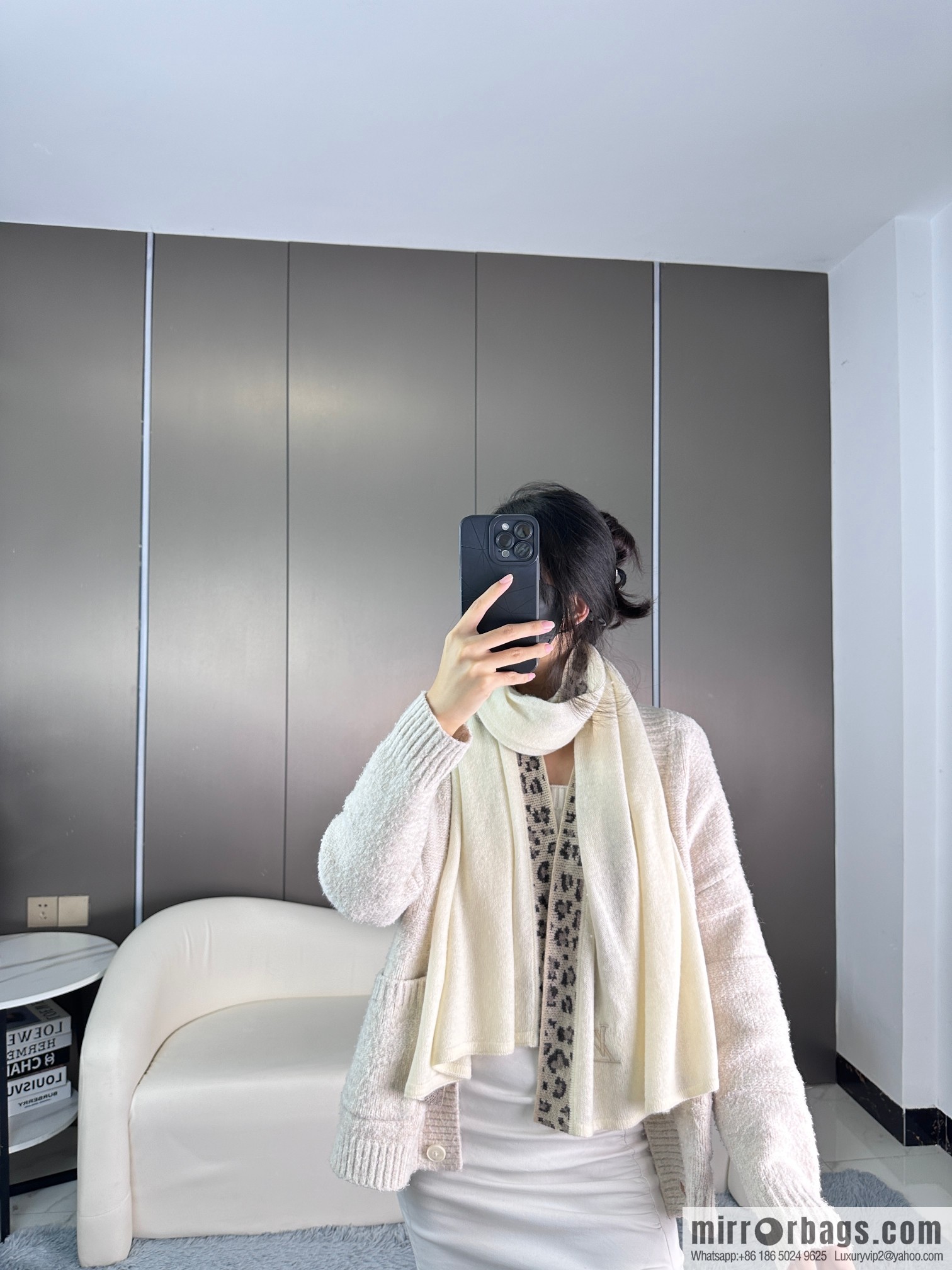 LV donkey house leopard print border cashmere knitted shawl