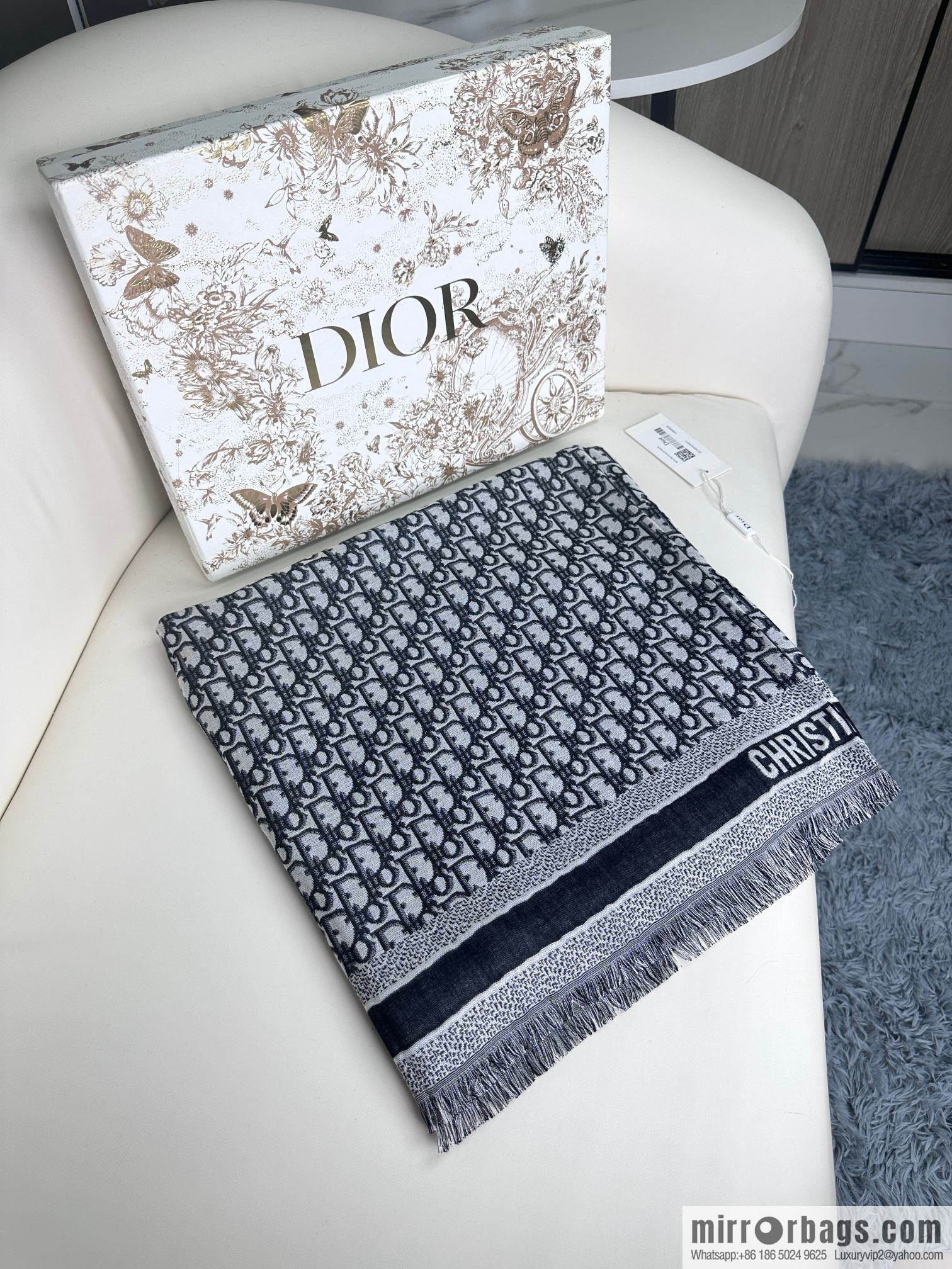 DIOR Classic Letter Jacquard Shawl