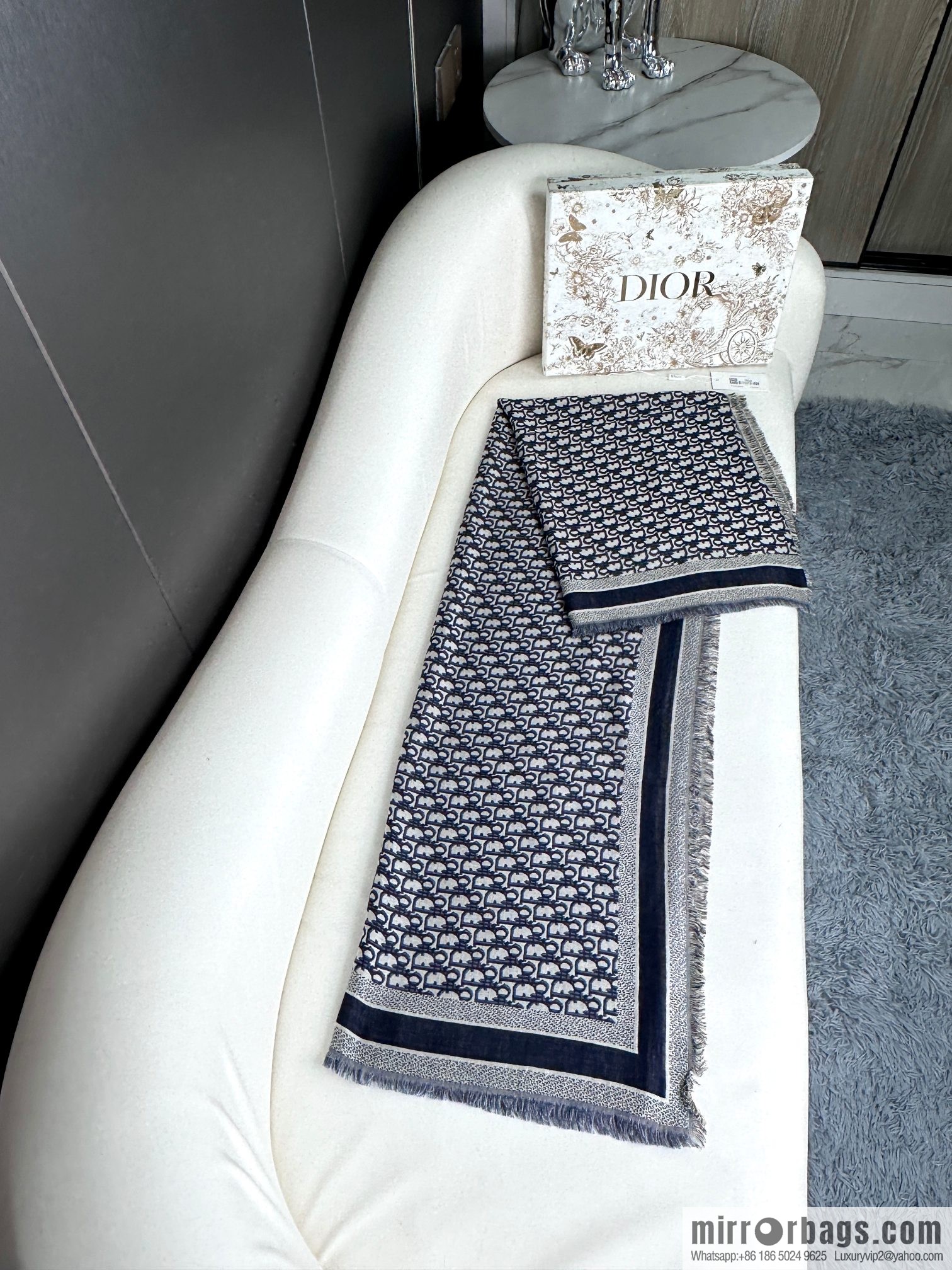 DIOR Classic Letter Jacquard Shawl