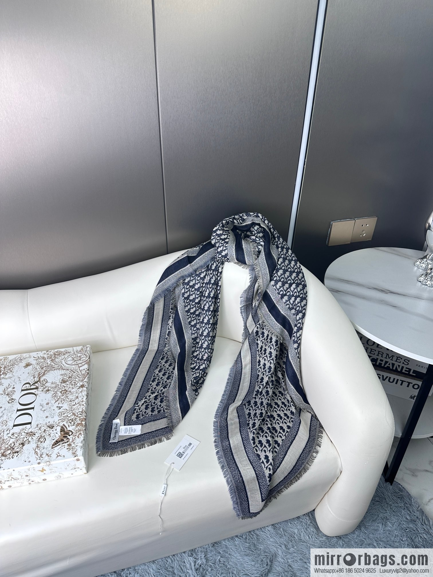 DIOR Classic Letter Jacquard Shawl