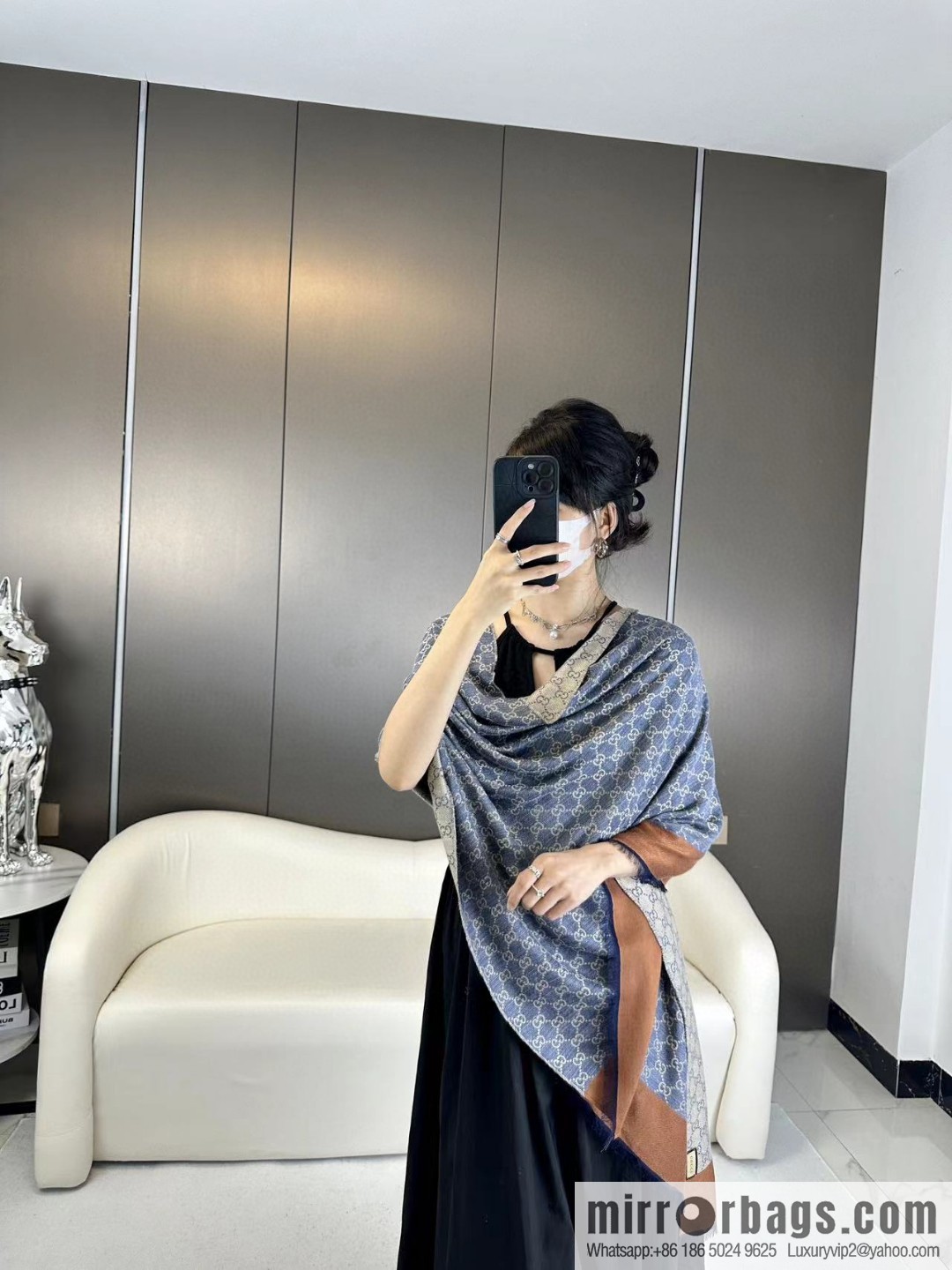 GUCCI GG denim coffee frame, double-sided universal scarf