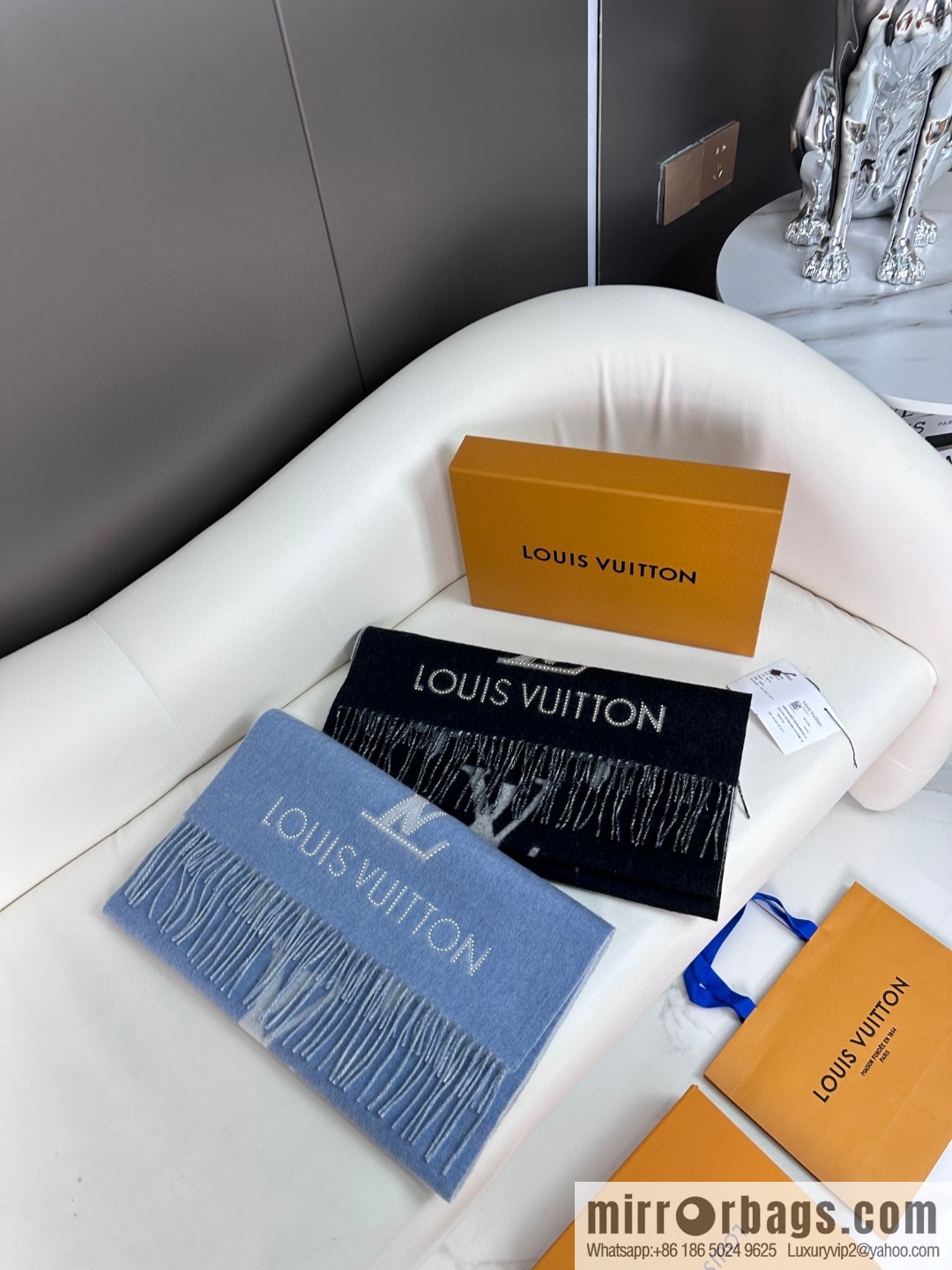 CHANEL 2023 New Reykjavik Riveted Scarf M71588 M76076