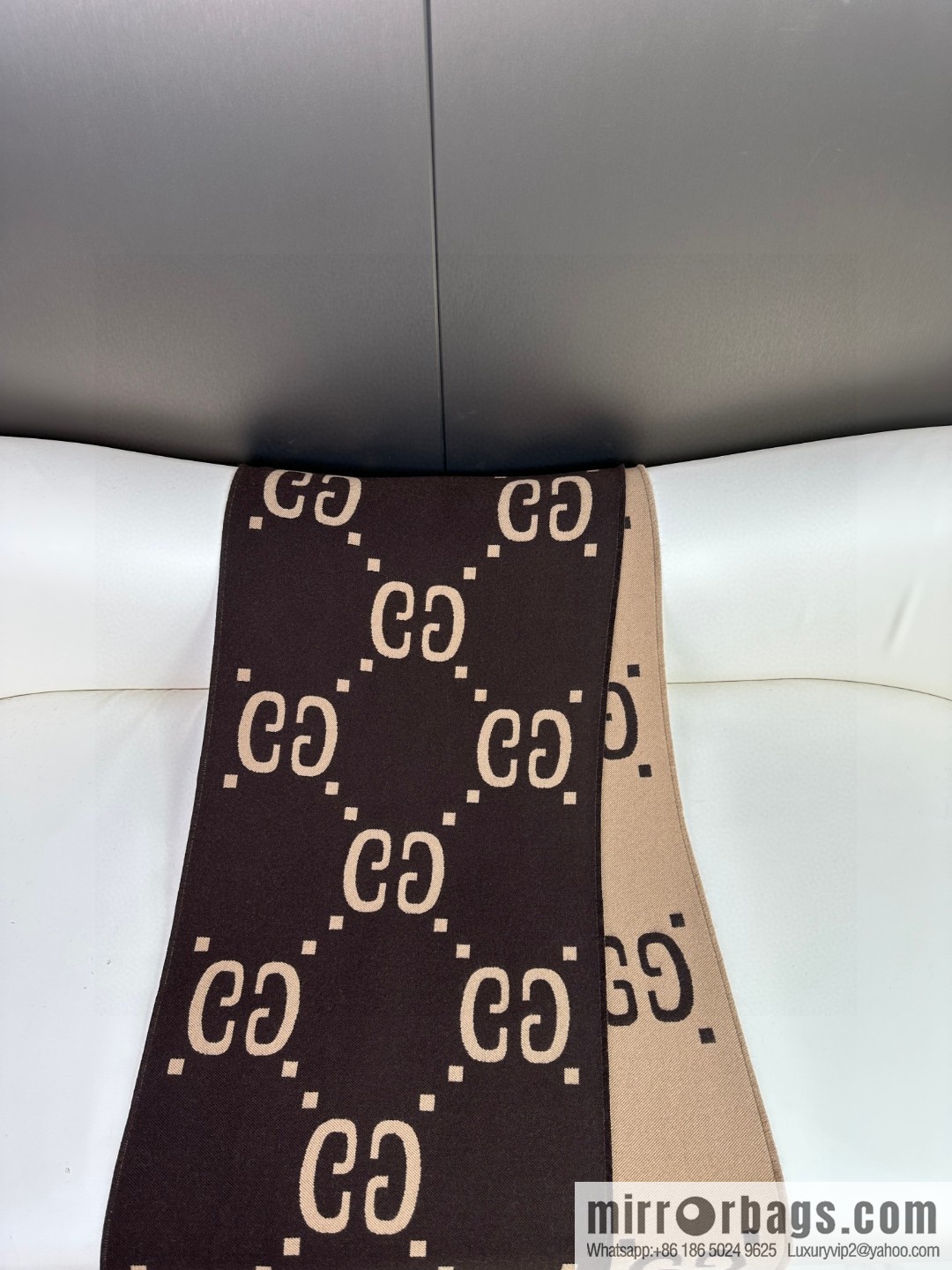 GUCCI Big Logo Wool Scarf 495592