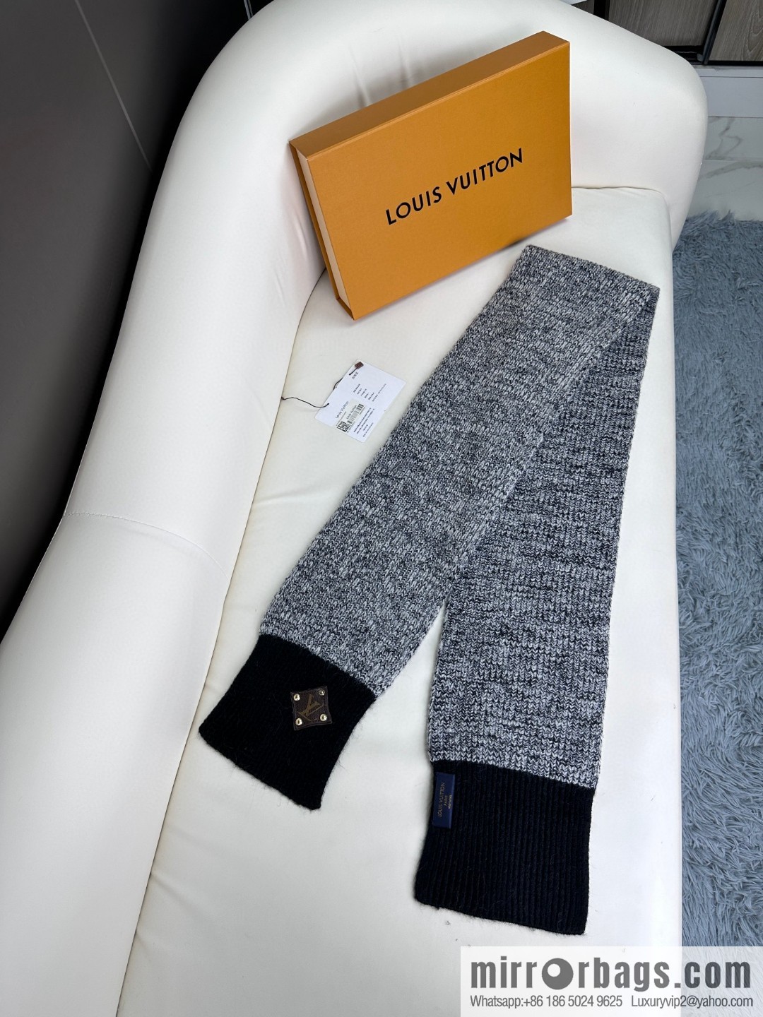 LV color scheme knitted cashmere scarf