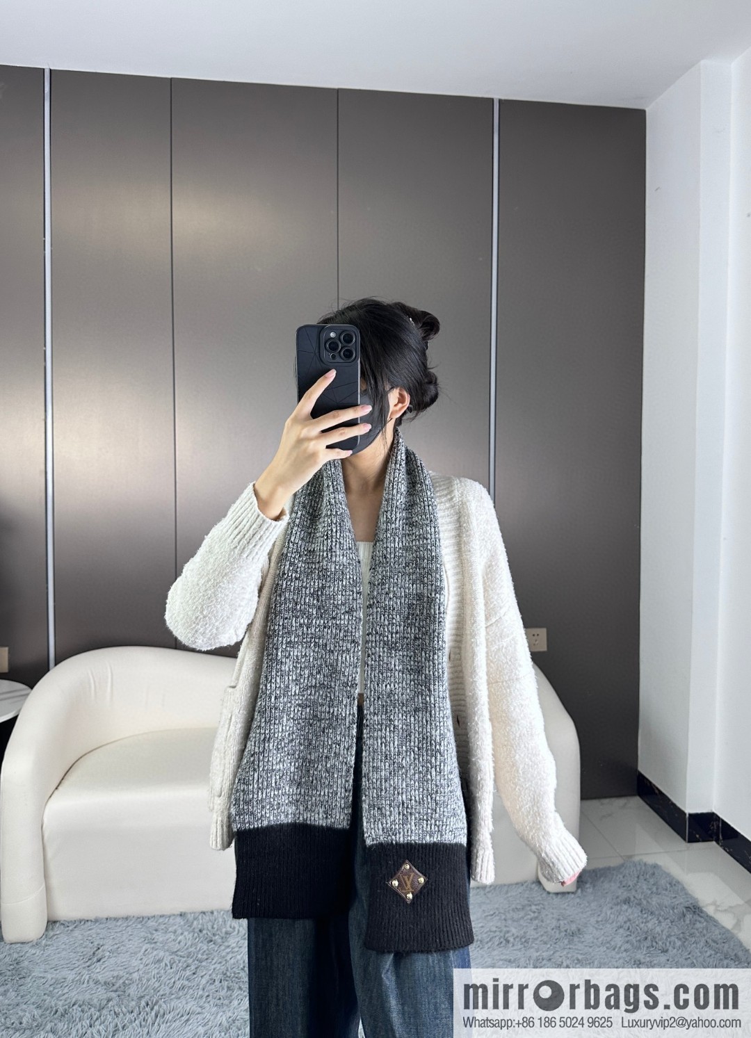 LV color scheme knitted cashmere scarf