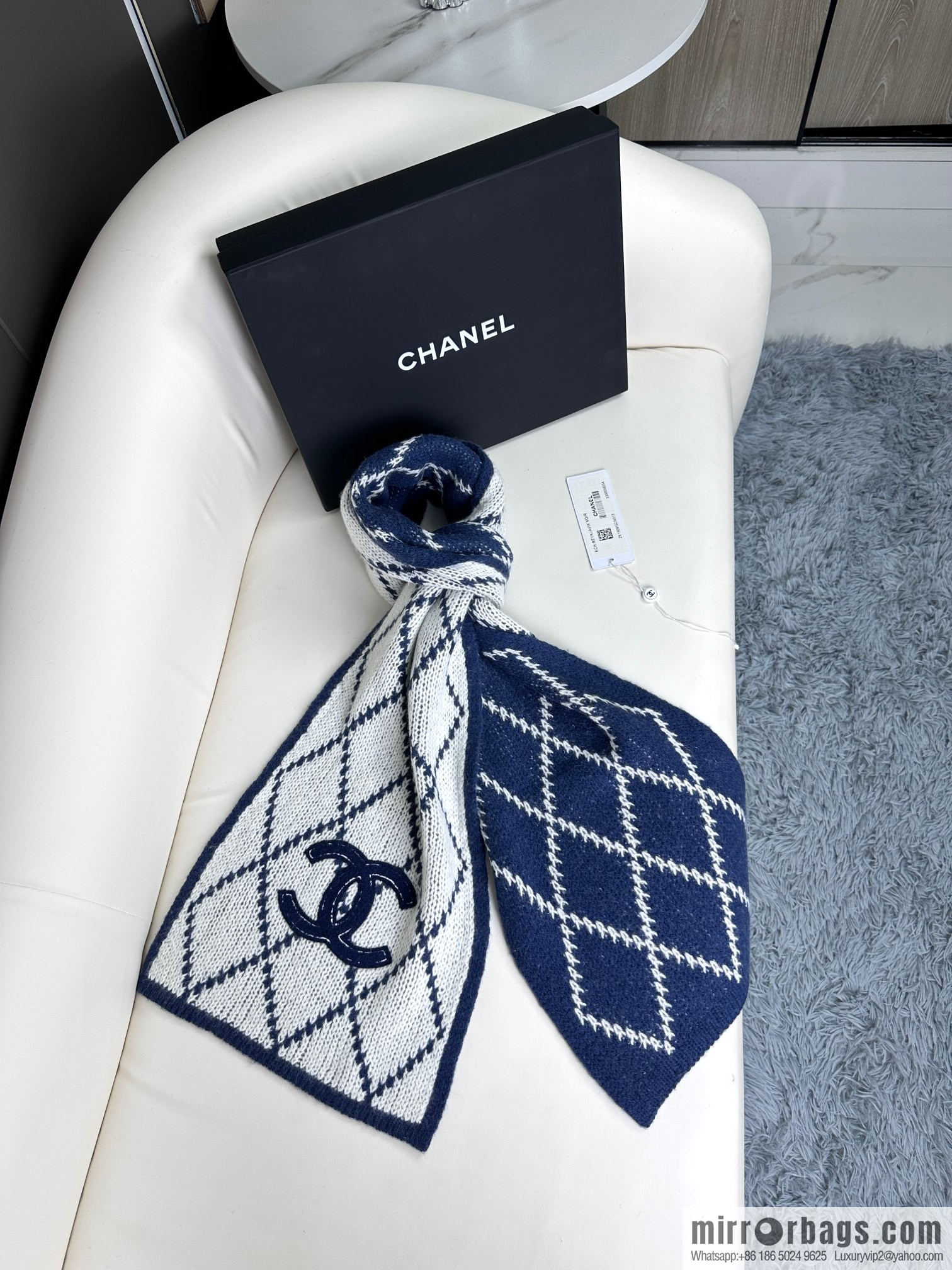 CHANEL autumn and winter super soft waxy scarf
