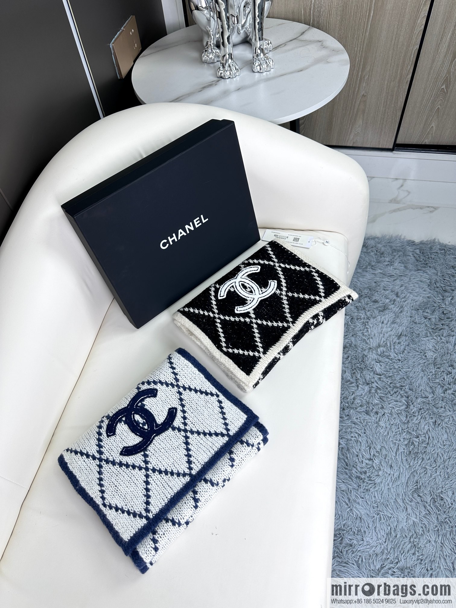 CHANEL autumn and winter super soft waxy scarf
