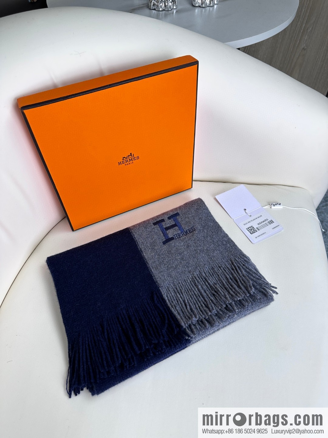 CHANEL 2023 men's and women's same high-end cashmere knitted scarf