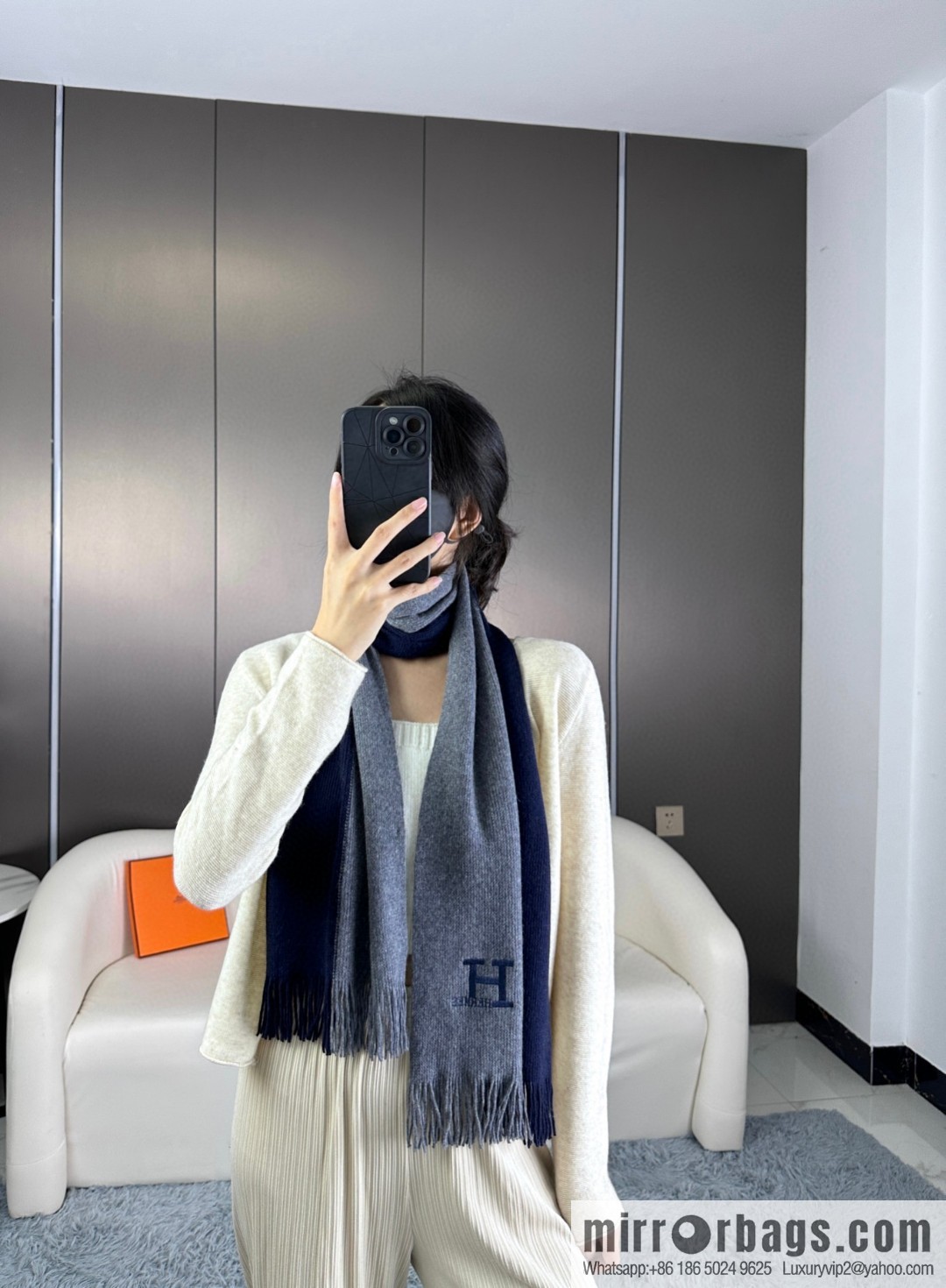 CHANEL 2023 men's and women's same high-end cashmere knitted scarf