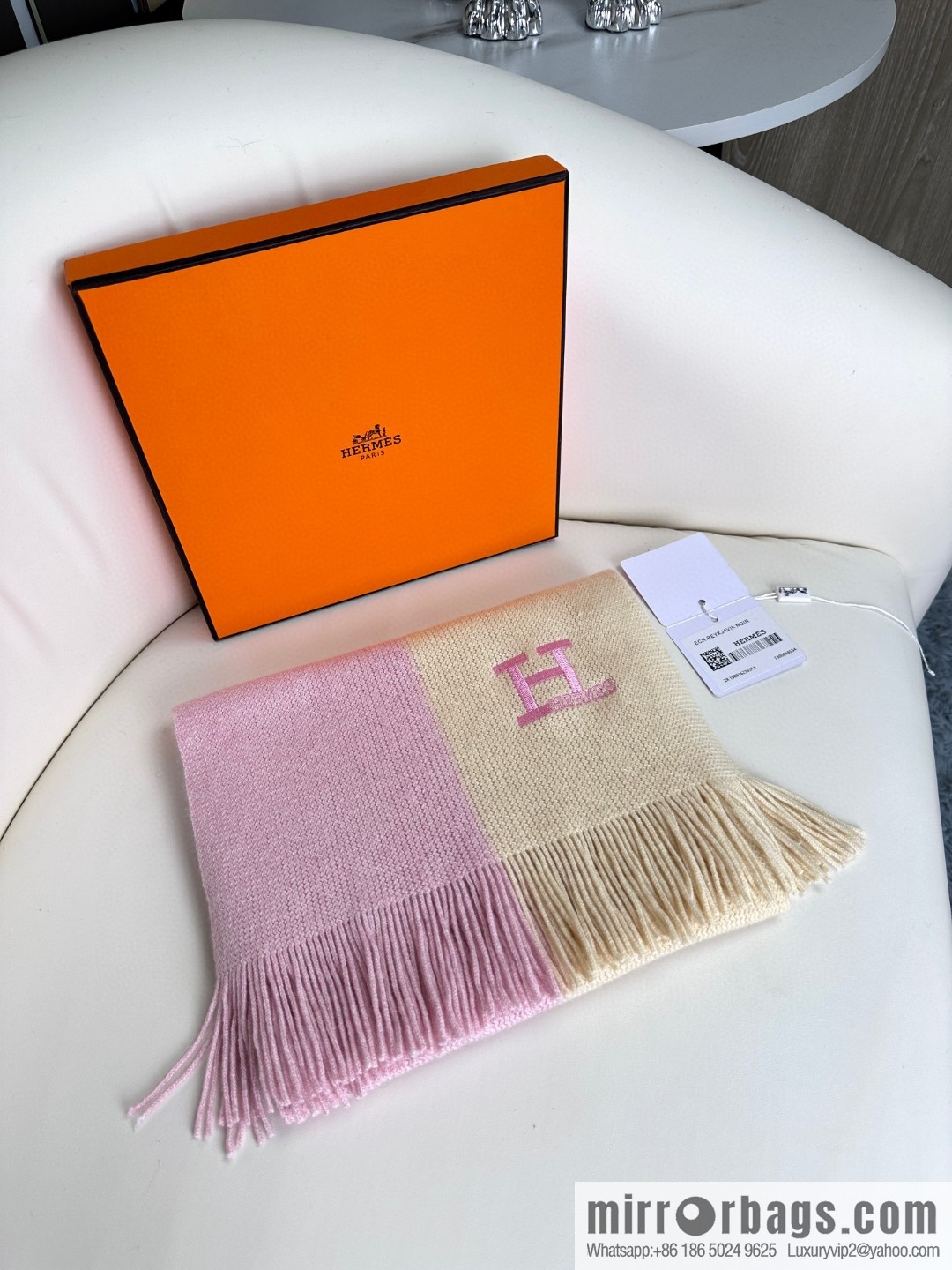 CHANEL 2023 men's and women's same high-end cashmere knitted scarf