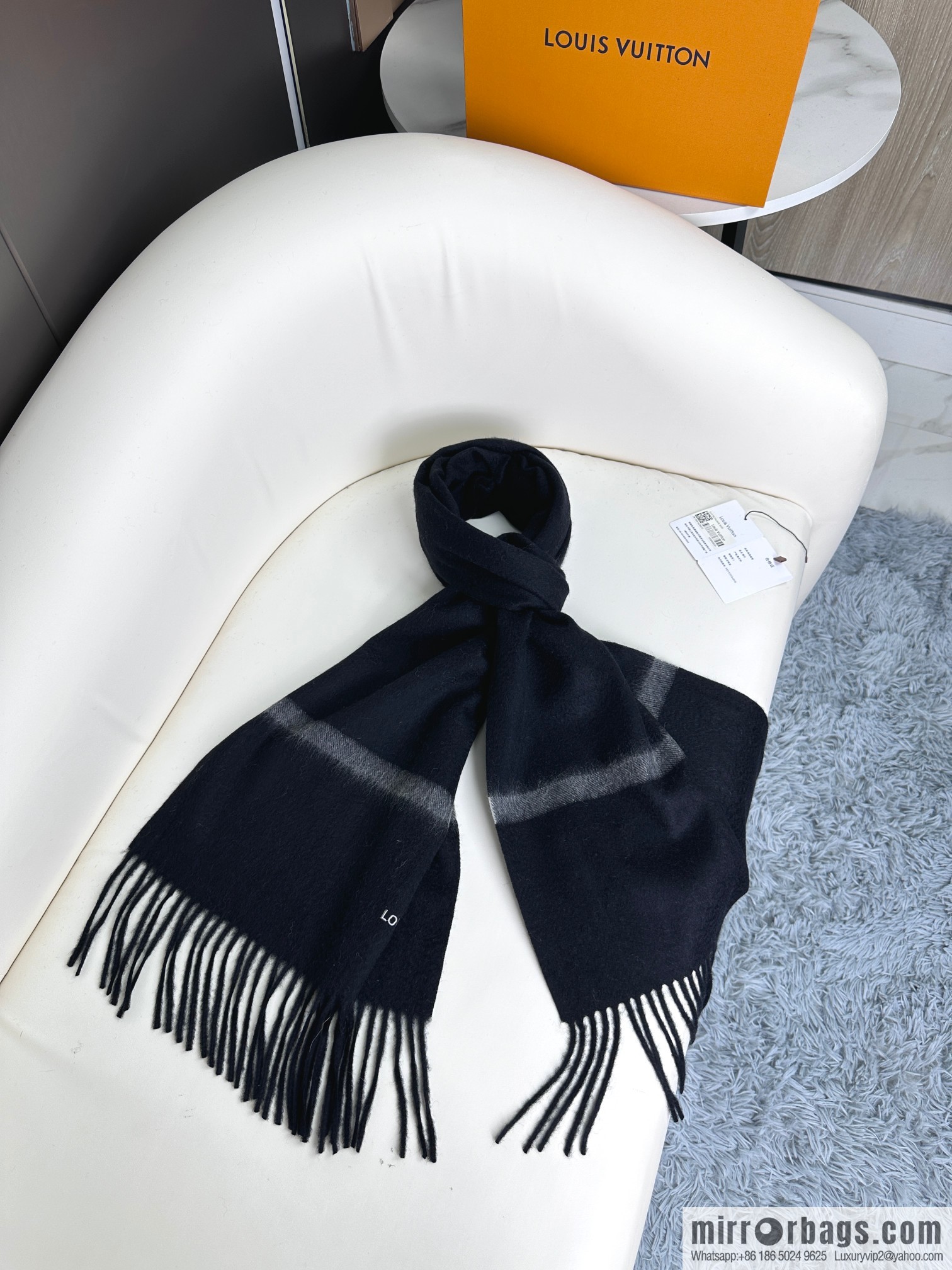 LV embroidered LOGO couple scarf