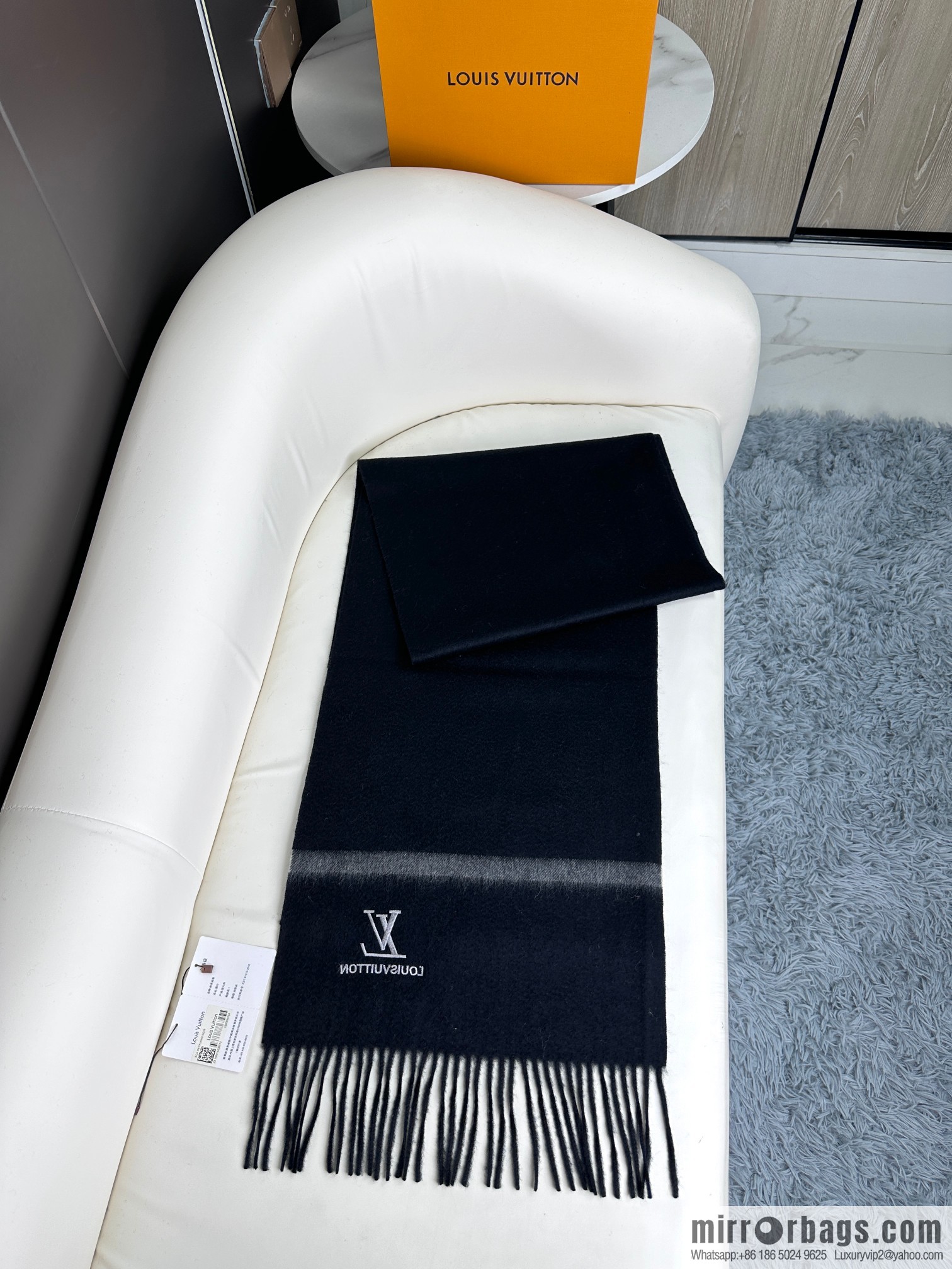 LV embroidered LOGO couple scarf