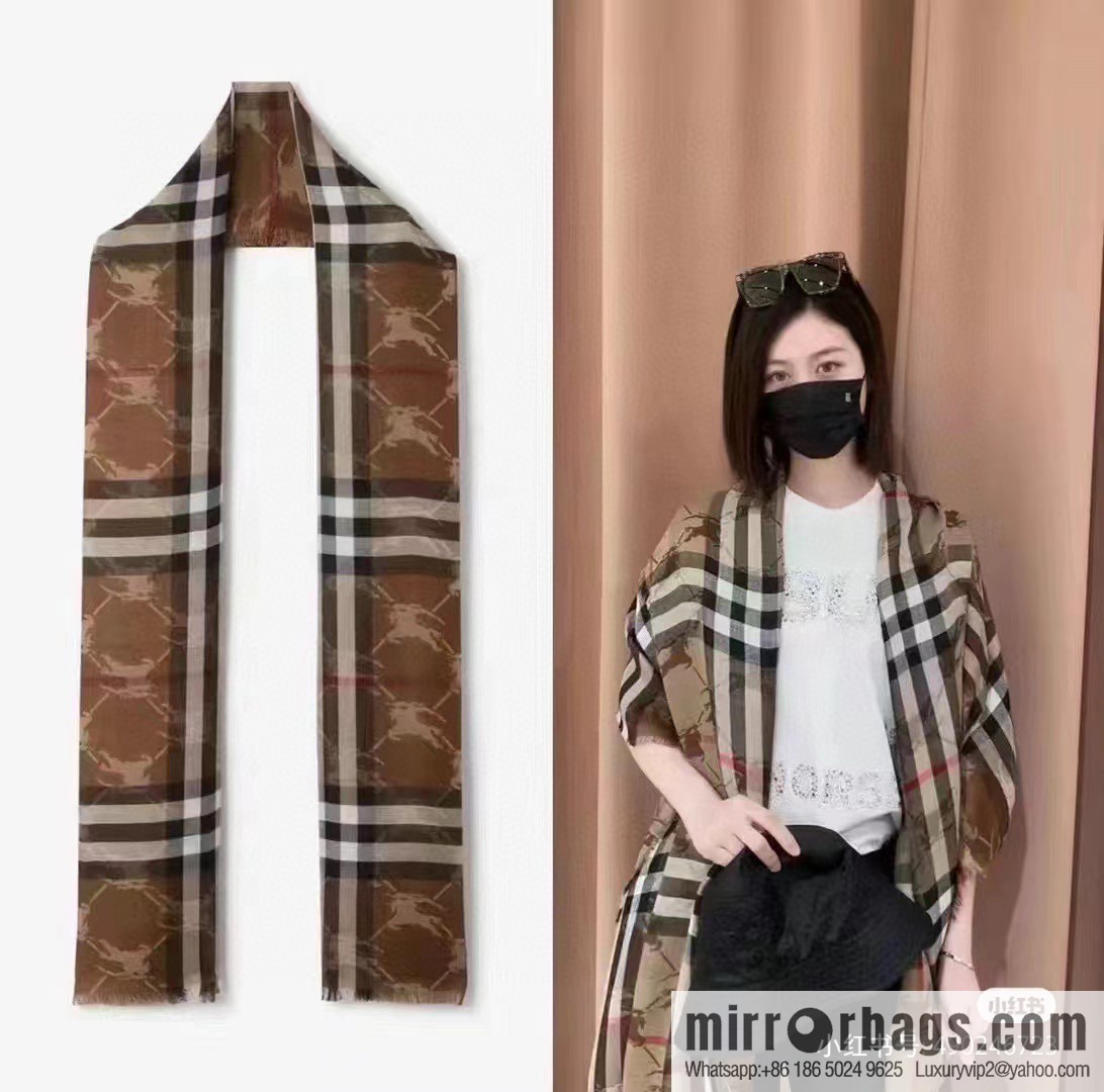 Burberry B Double-Sided Plaid Jacquard Warhorse, Thin Double-Sided Shawl
