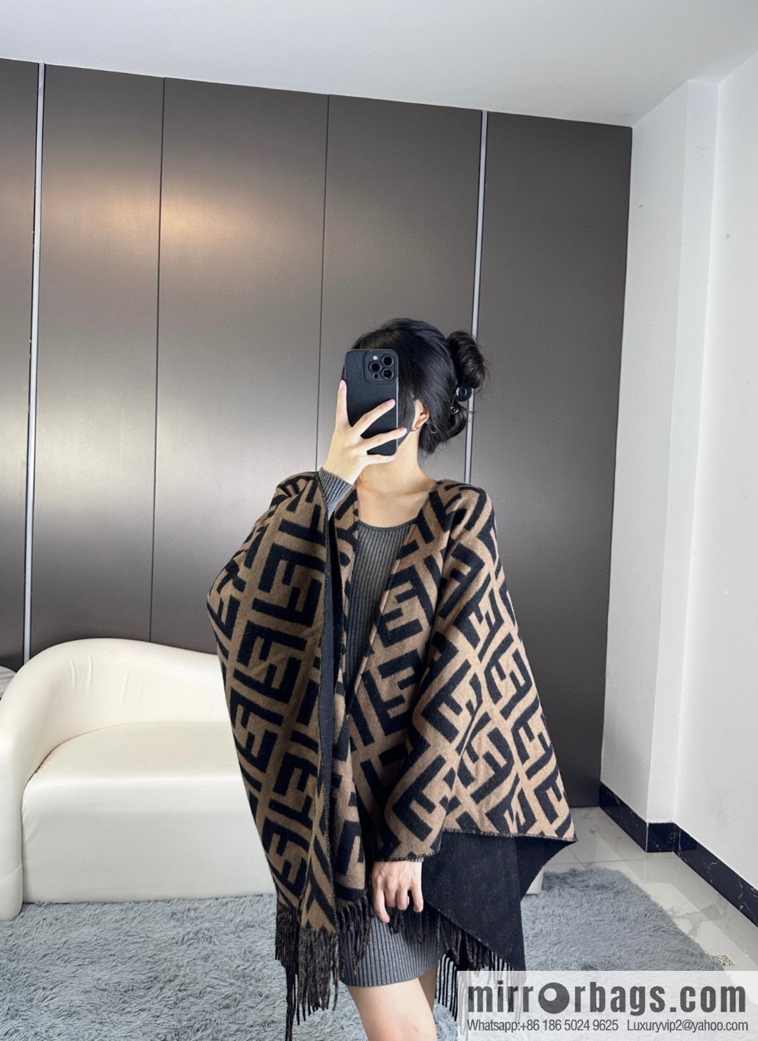 2023 new Fendi heavy double-sided cape shawl