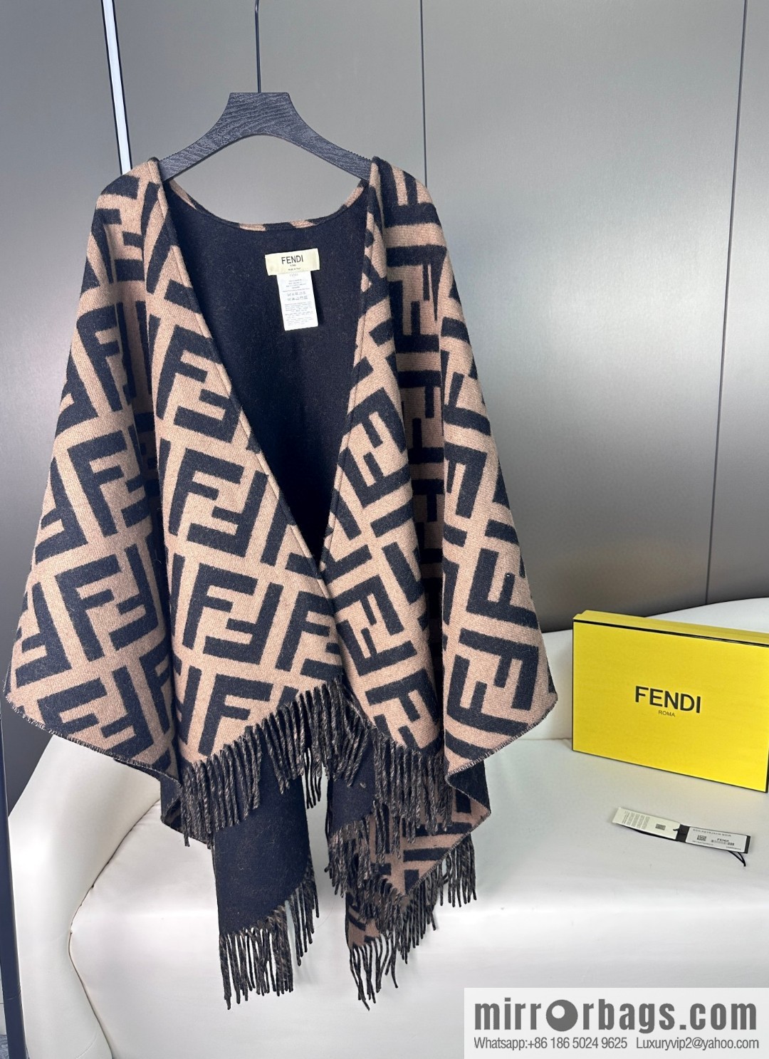 2023 new Fendi heavy double-sided cape shawl