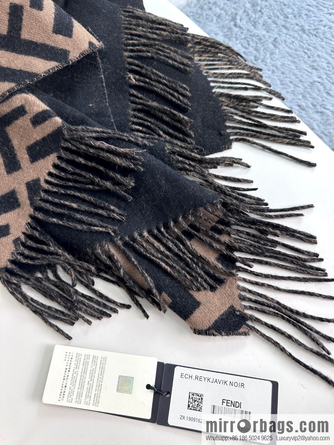 2023 new Fendi heavy double-sided cape shawl