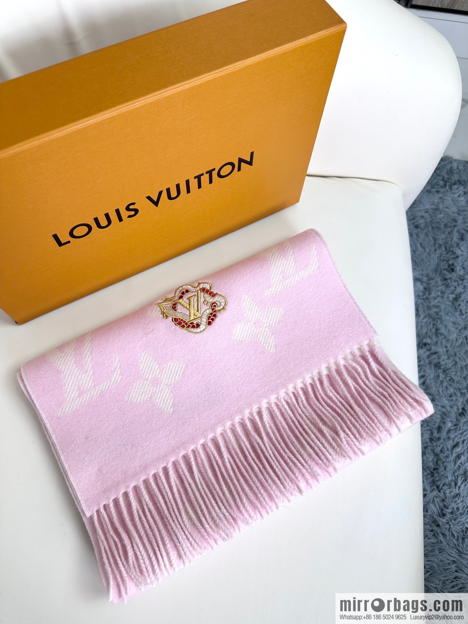 LV letter embroidered sticker scarf M79522