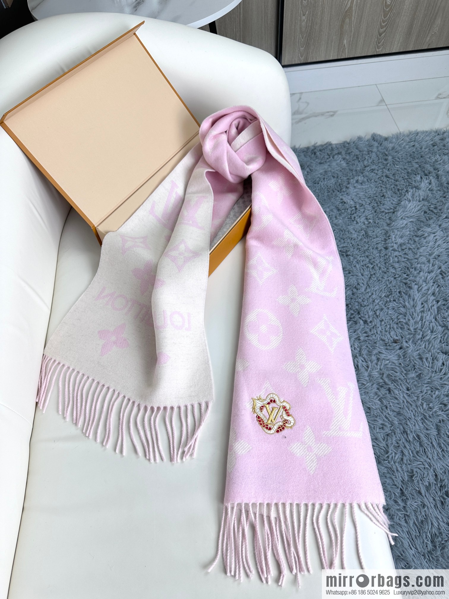 LV letter embroidered sticker scarf M79522