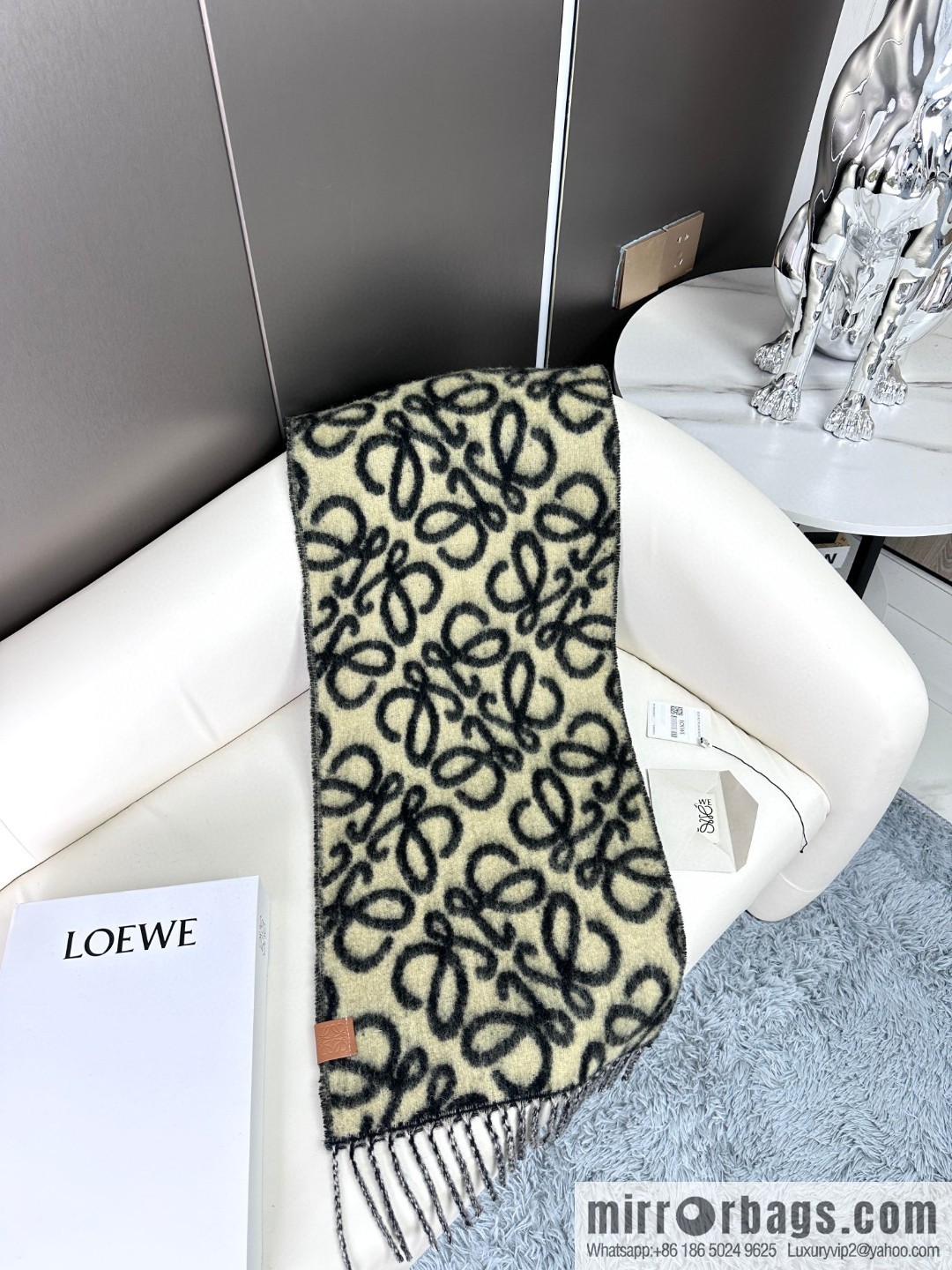 LOEWE new wool mohair scarf