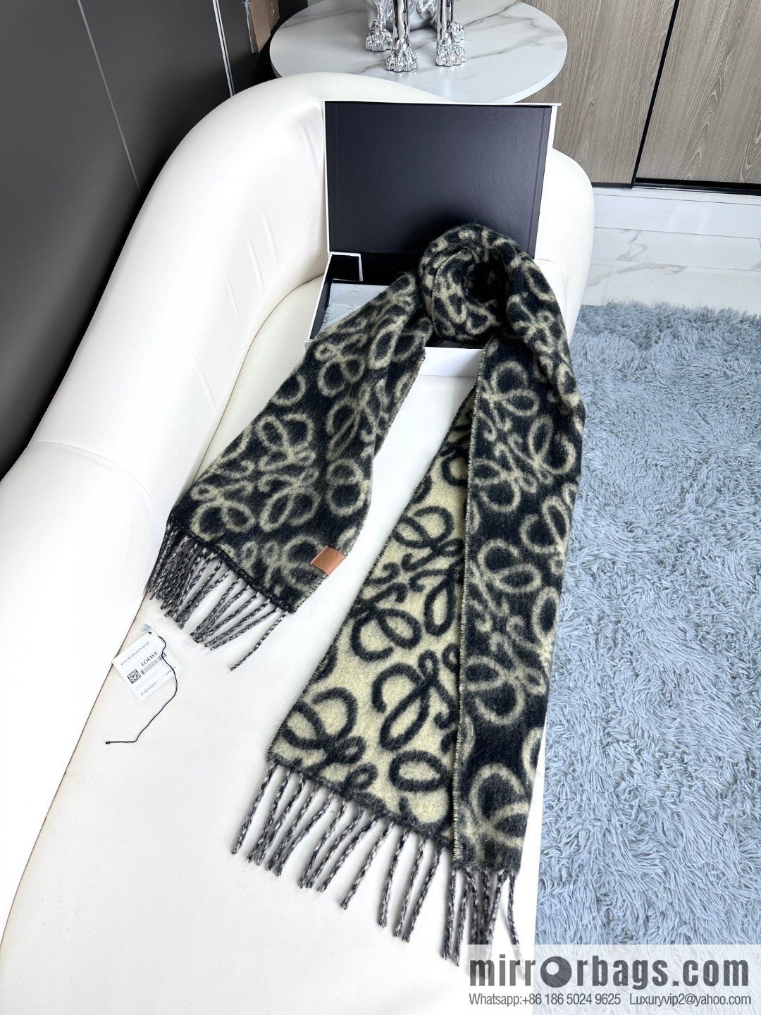 LOEWE new wool mohair scarf