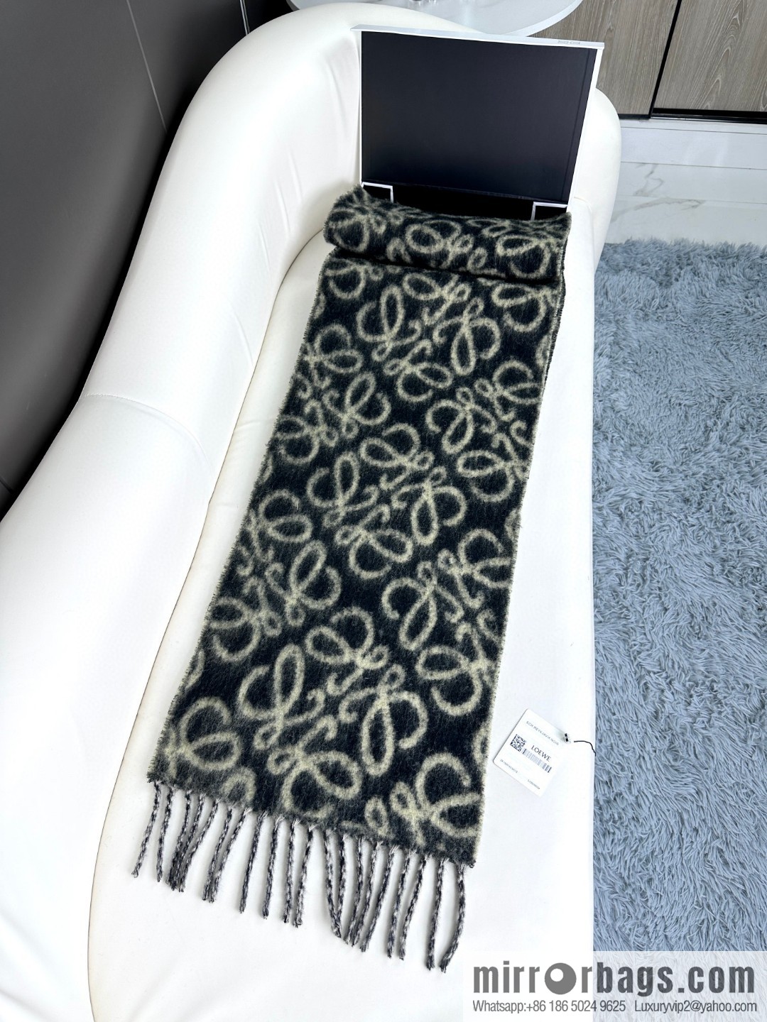 LOEWE new wool mohair scarf