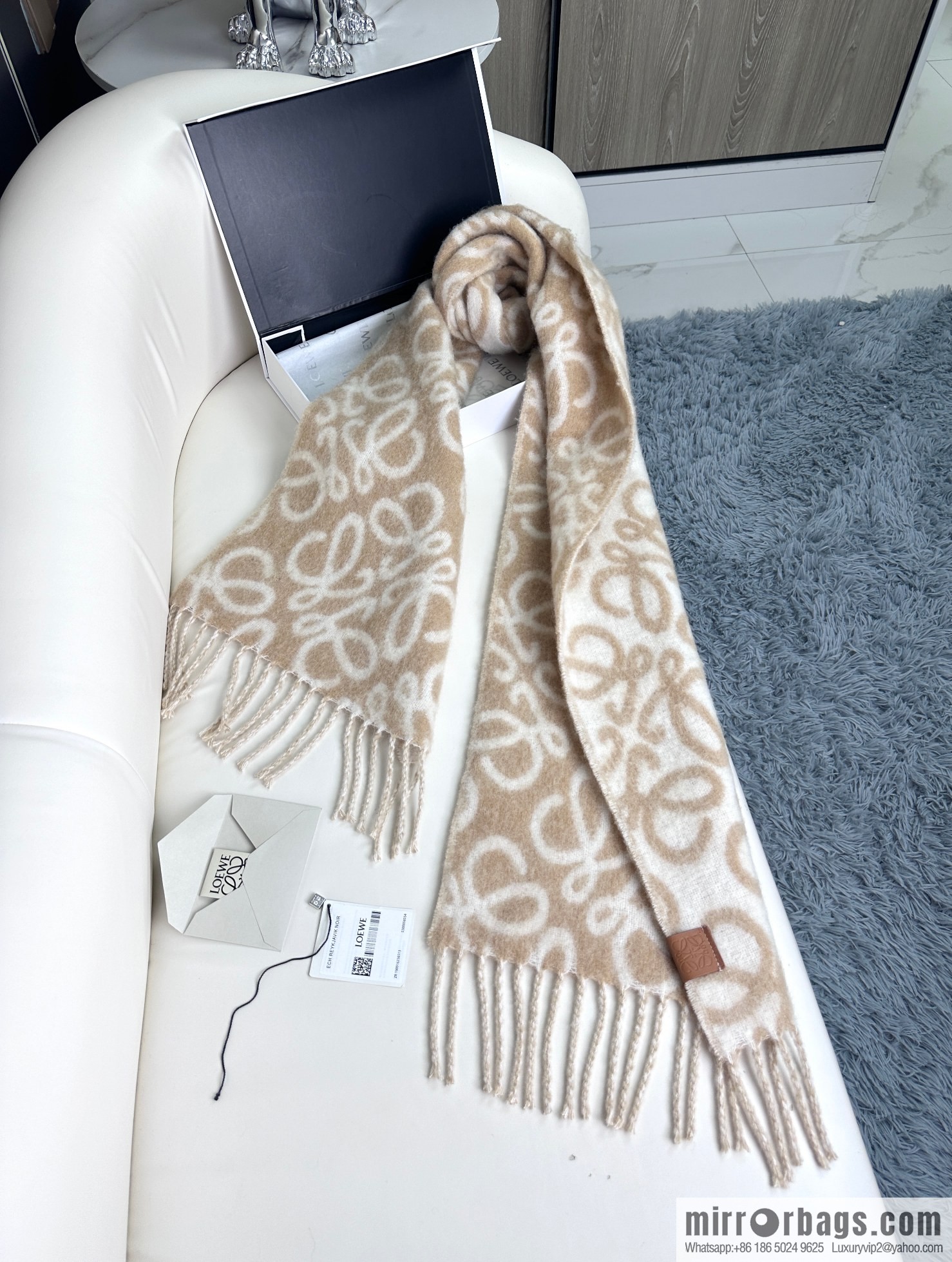 LOEWE new wool mohair scarf