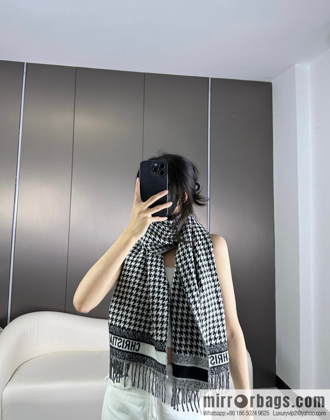 DIOR 2023 Dior's latest classic thousand-bird grid scarf