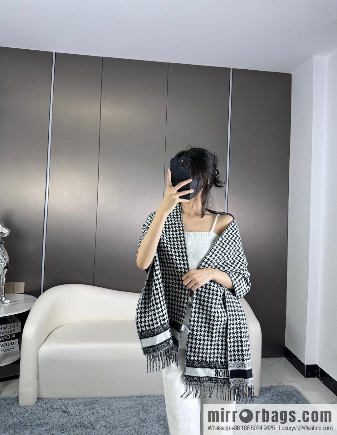 DIOR 2023 Dior's latest classic thousand-bird grid scarf