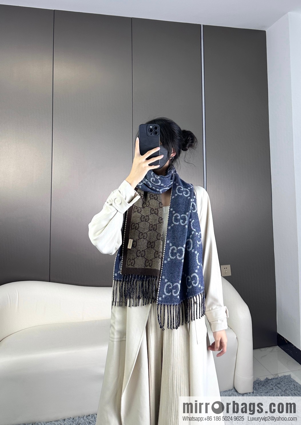 GUCCI [Double-sided GG jacquard] fringed long towel