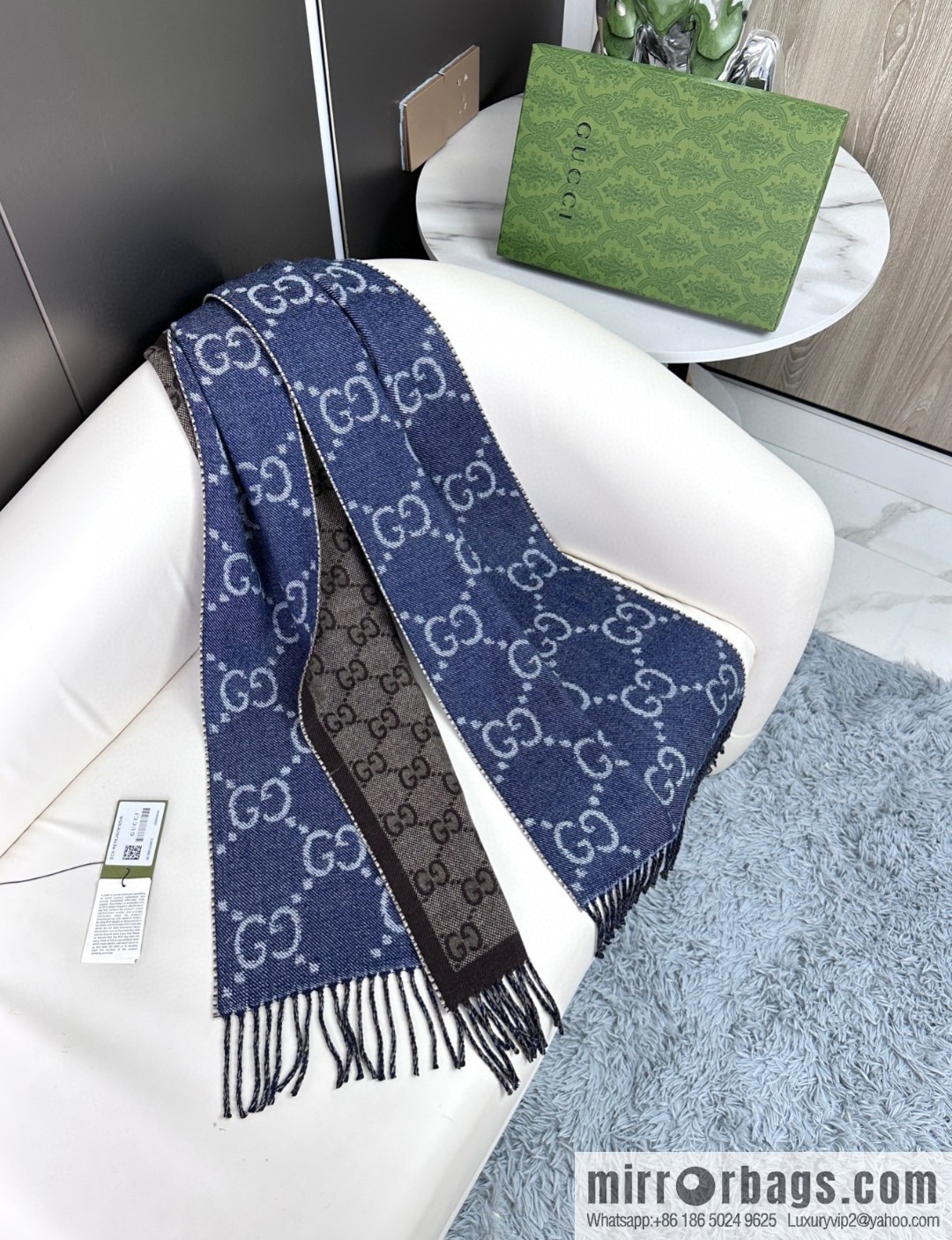 GUCCI [Double-sided GG jacquard] fringed long towel