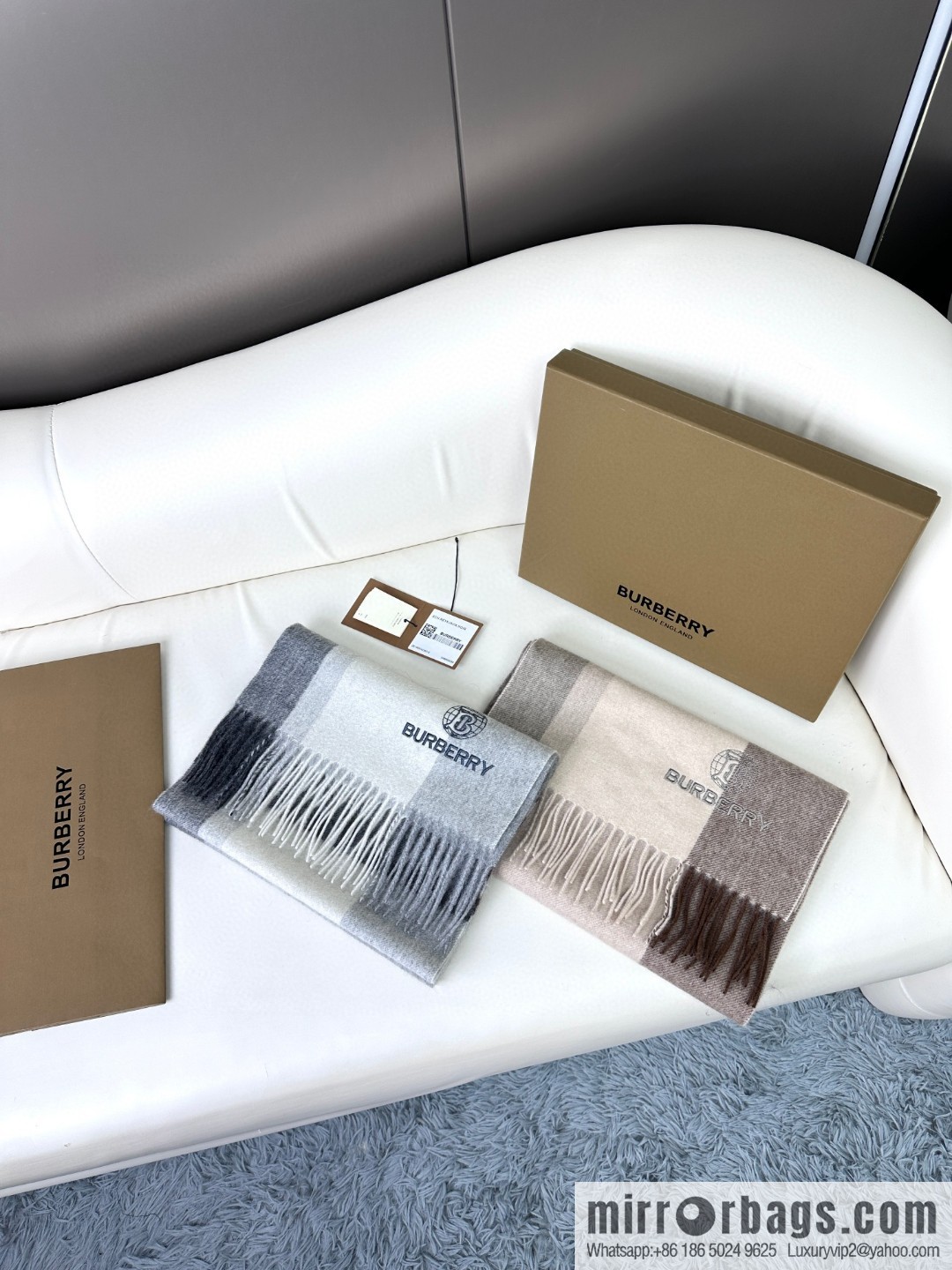 Burberry, top cashmere scarf
