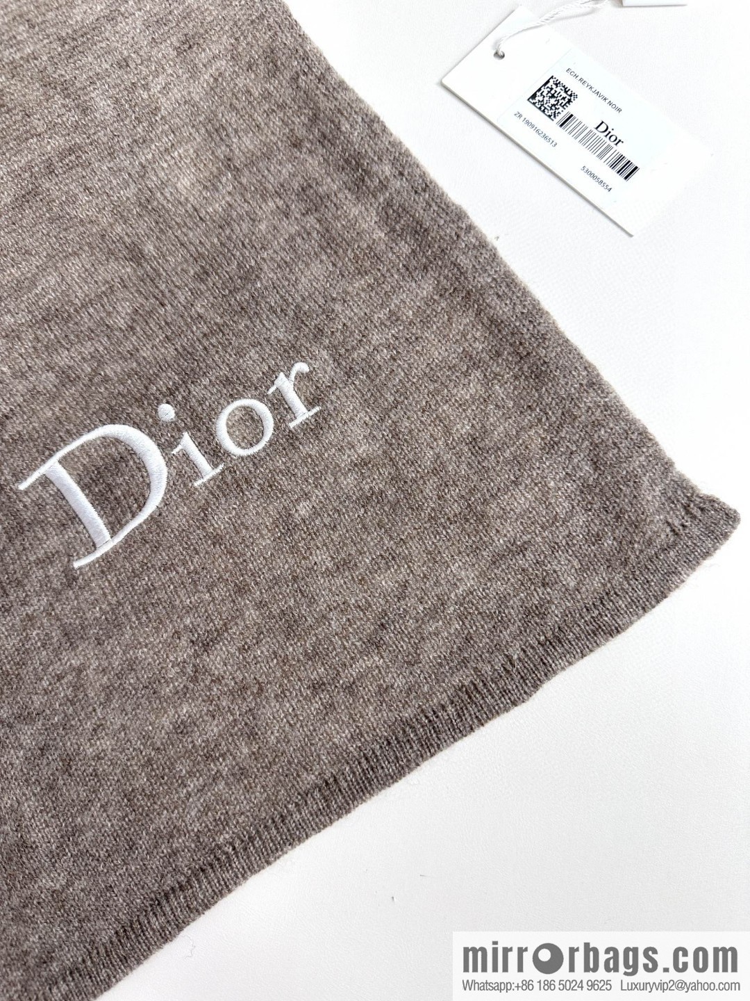 DIOR limited edition cashmere knitted scarf