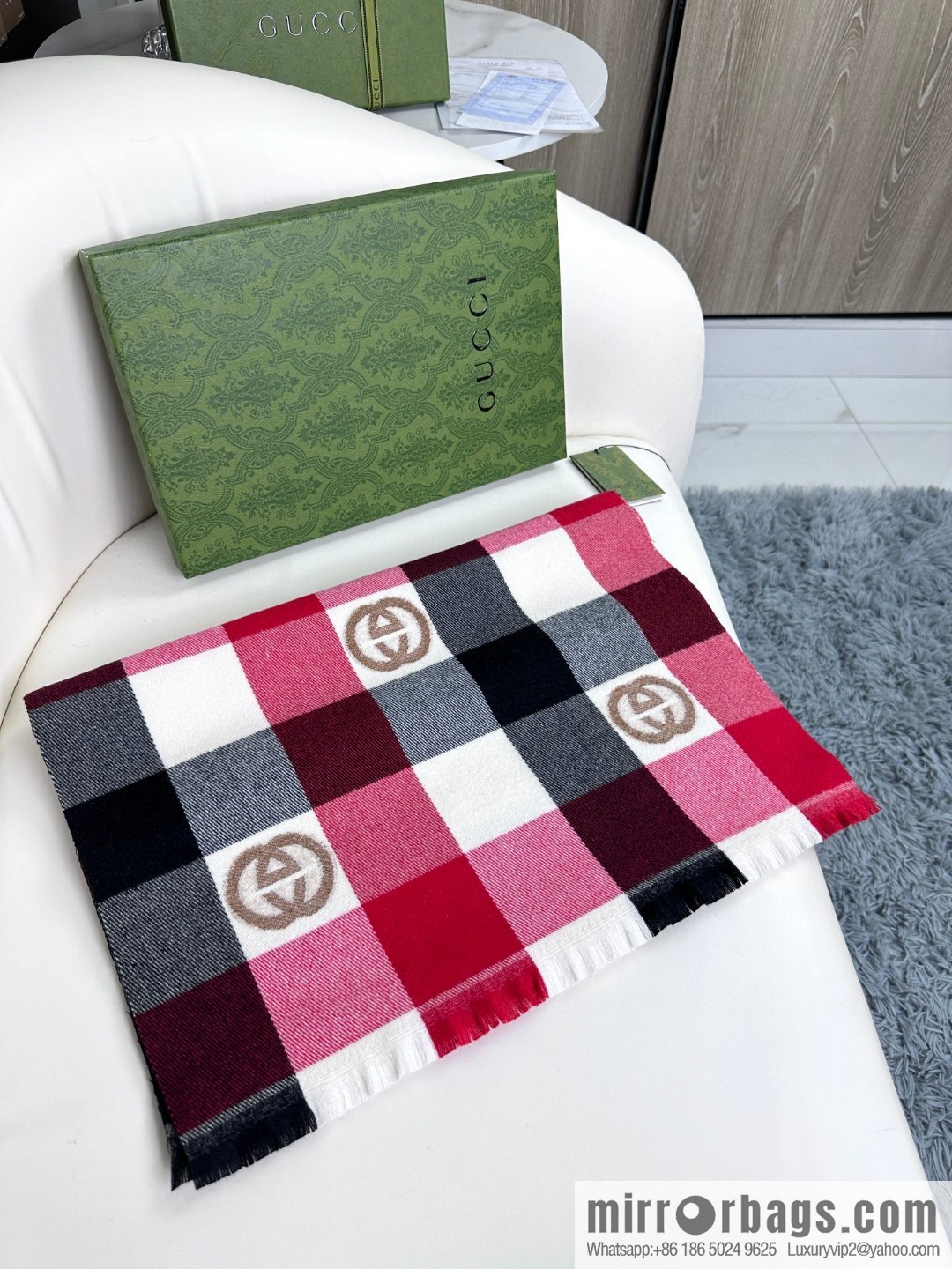 GUCCI GG logo plaid towel
